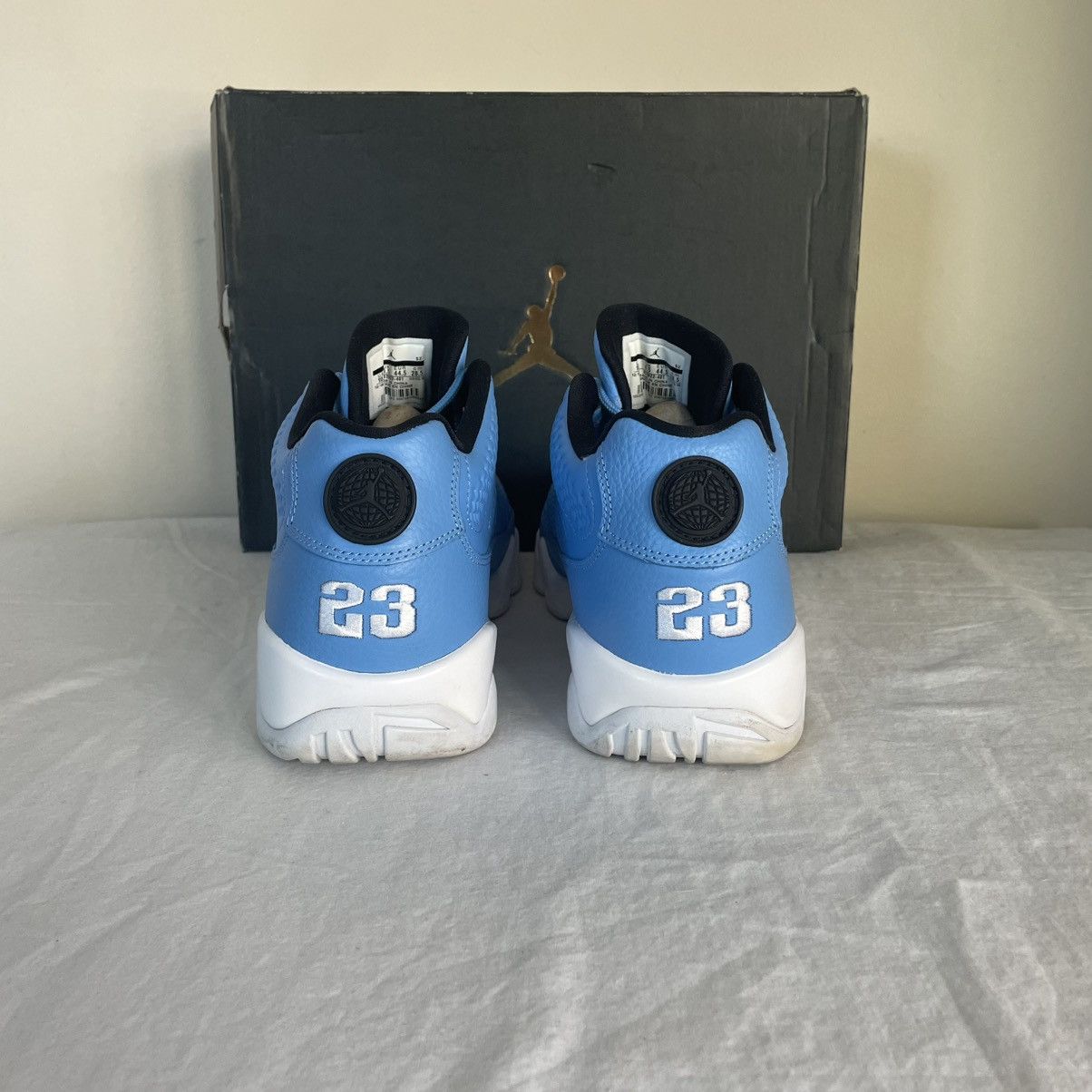 Jordan Brand × Nike Nike Air Jordan 9 Retro Low Pantone University Blue 10.5 Size US 10.5 / EU 43-44 - 6 Thumbnail