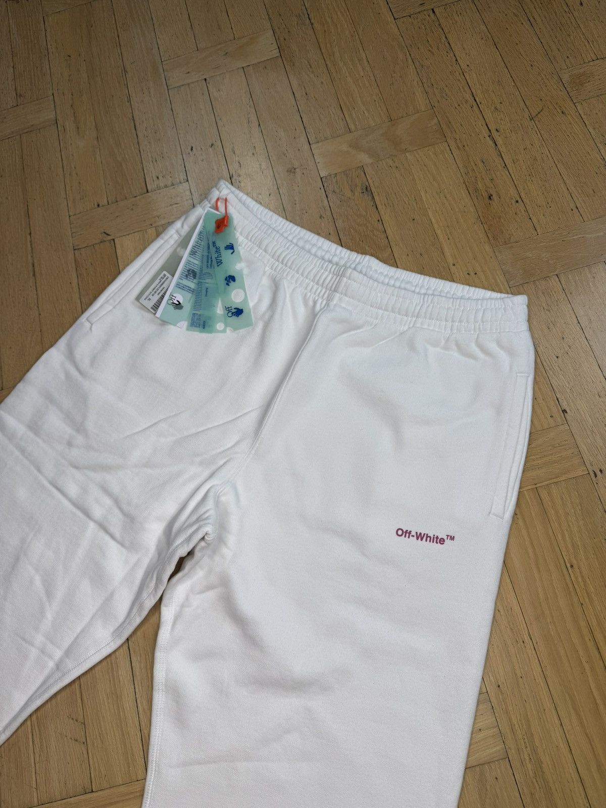 Off-White OFF-WHITE PINK GRADIENT ARROW SWEATPANTS Size US 36 / EU 52 - 4 Thumbnail