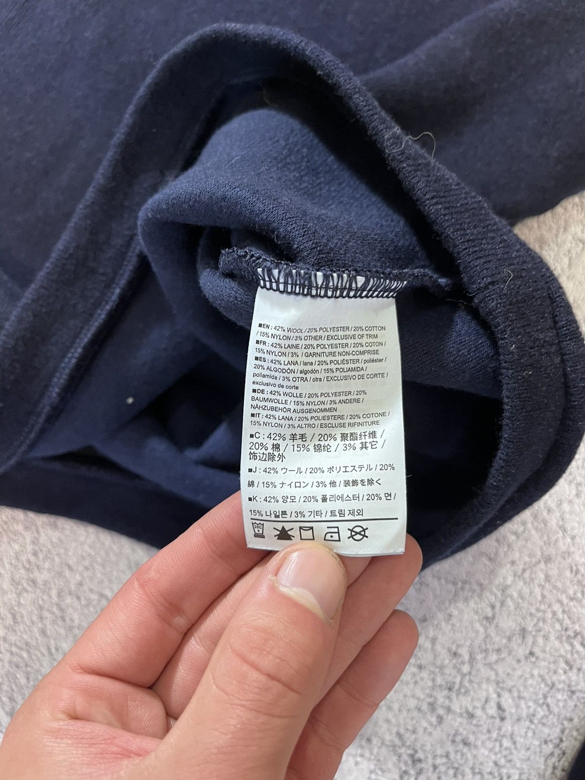 Arc'teryx Arcteryx Mens Sweater Pullover Donavan V-Neck Wool Blue Size US S / EU 44-46 / 1 - 8 Thumbnail