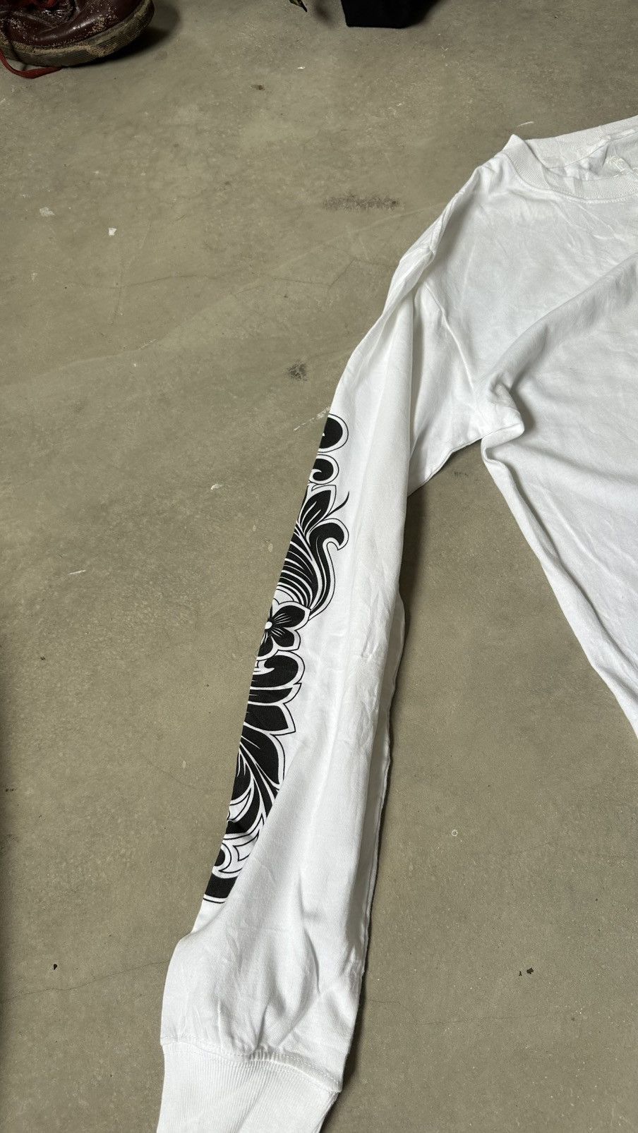 Japanese Brand VINTAGE LIFEI ES CHROME HEART ART LS TEE Size US M / EU 48-50 / 2 - 5 Thumbnail