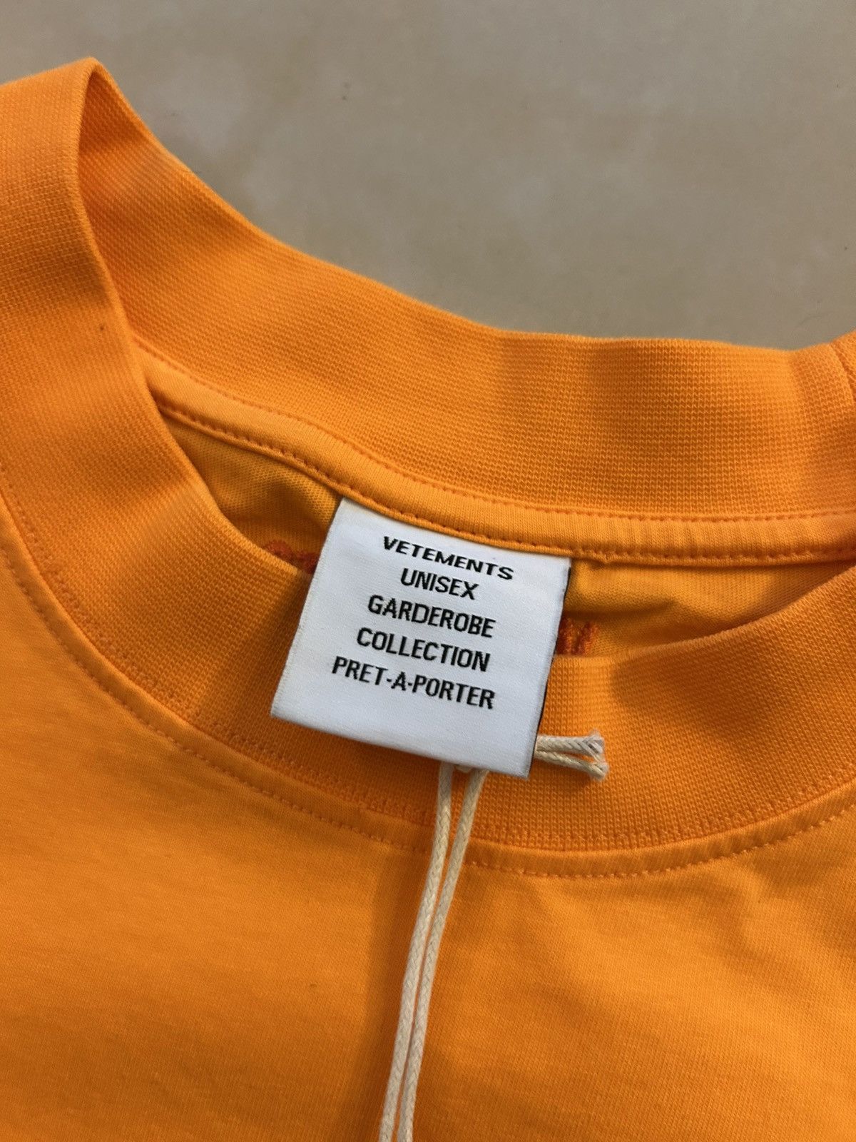 Vetements Vetements 3m Polize Tee Size US XL / EU 56 / 4 - 3 Thumbnail