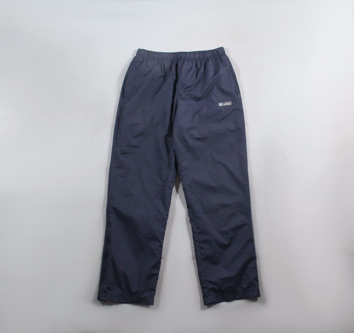 Adidas Adidas 2003 Vintage Nylon Sweat Pants Joggers Soccer Run M Size US 32 / EU 48 - 1 Thumbnail