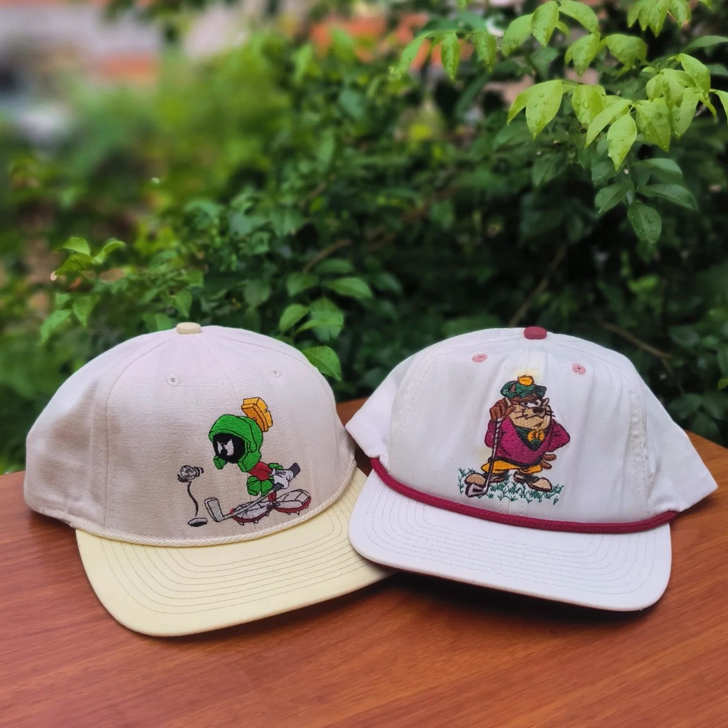 Warner Bros Vintage Marvin & Tazmanian Golf Hat USA Size ONE SIZE - 2 Thumbnail