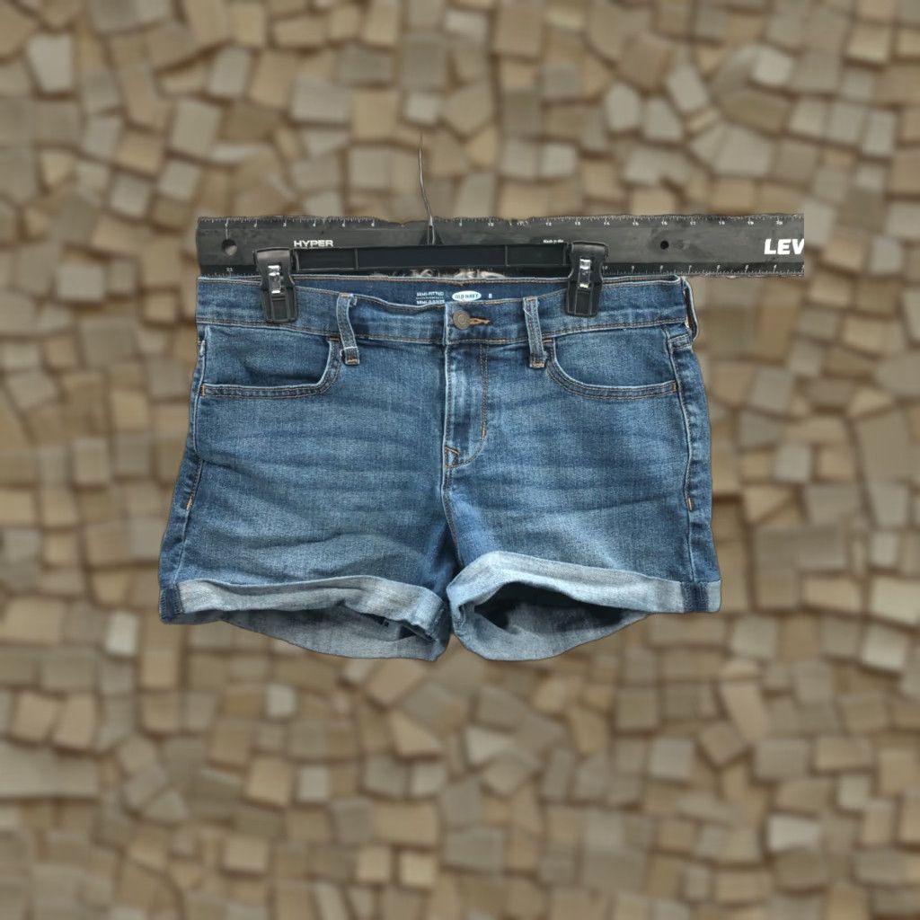 Old Navy Old Navy Boyfriend Shorts Womens Size 8 Mid Rise Medium Wash Blue Denim 5-Pocket Modern Casual Shorts Womens Size 30" / US 8 / IT 44 - 1 Thumbnail