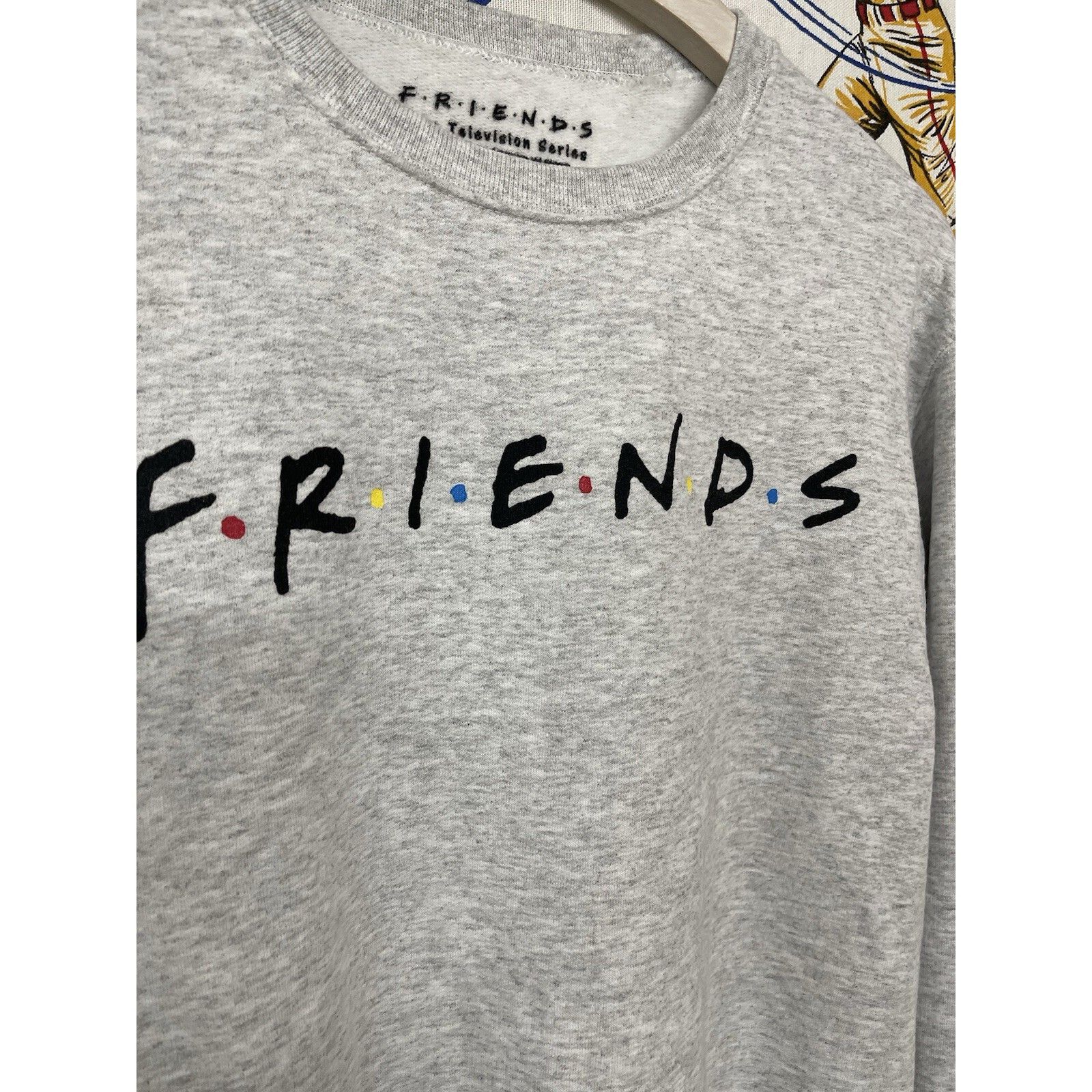 Other VTG Y2K FRIENDS SITCOM CREWNECK SWEATER SHIRT GRAY OFFICIAL Size US S / EU 44-46 / 1 - 2 Thumbnail