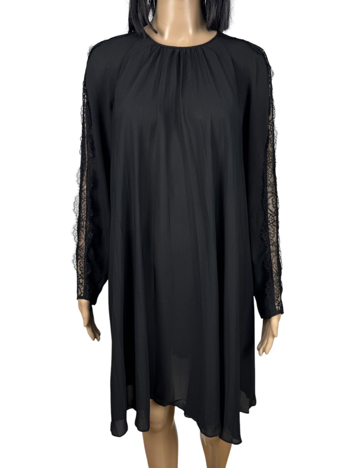RED Valentino RED Valentino Short Pleated Dress with Lace size 42 Size M / US 6-8 / IT 42-44 - 3 Thumbnail
