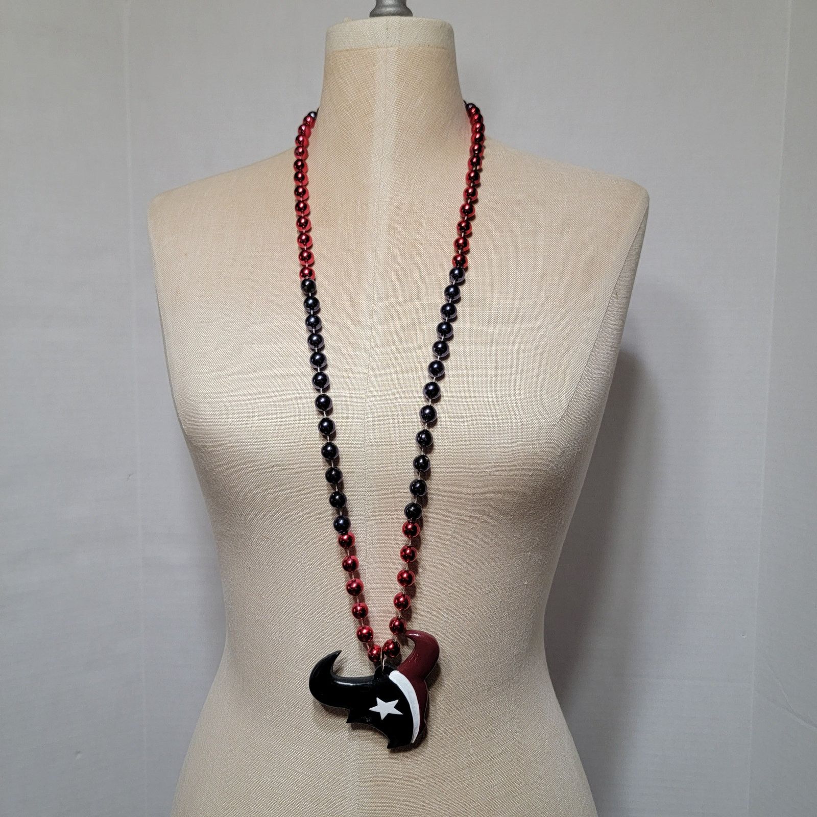 Other Houston Texans Toro Red & Blue Bead Necklace Size ONE SIZE - 1 Thumbnail