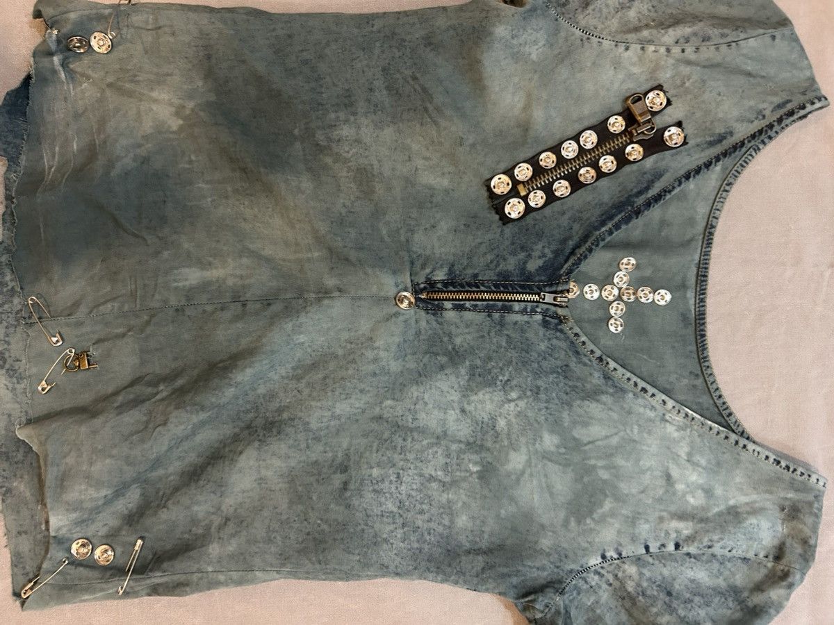 Other Grunge Distressed Studded Zip T-Shirt Size US XS / EU 42 / 0 - 5 Thumbnail