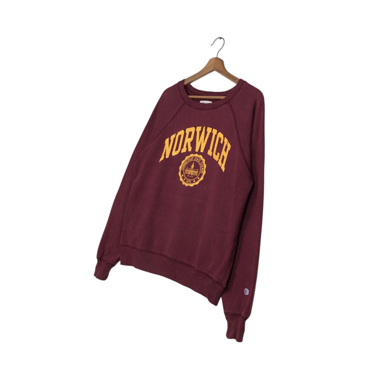 Champion Vintage Sweatshirt Champion Norwich Connecticut State Champ Size US L / EU 52-54 / 3 - 3 Thumbnail