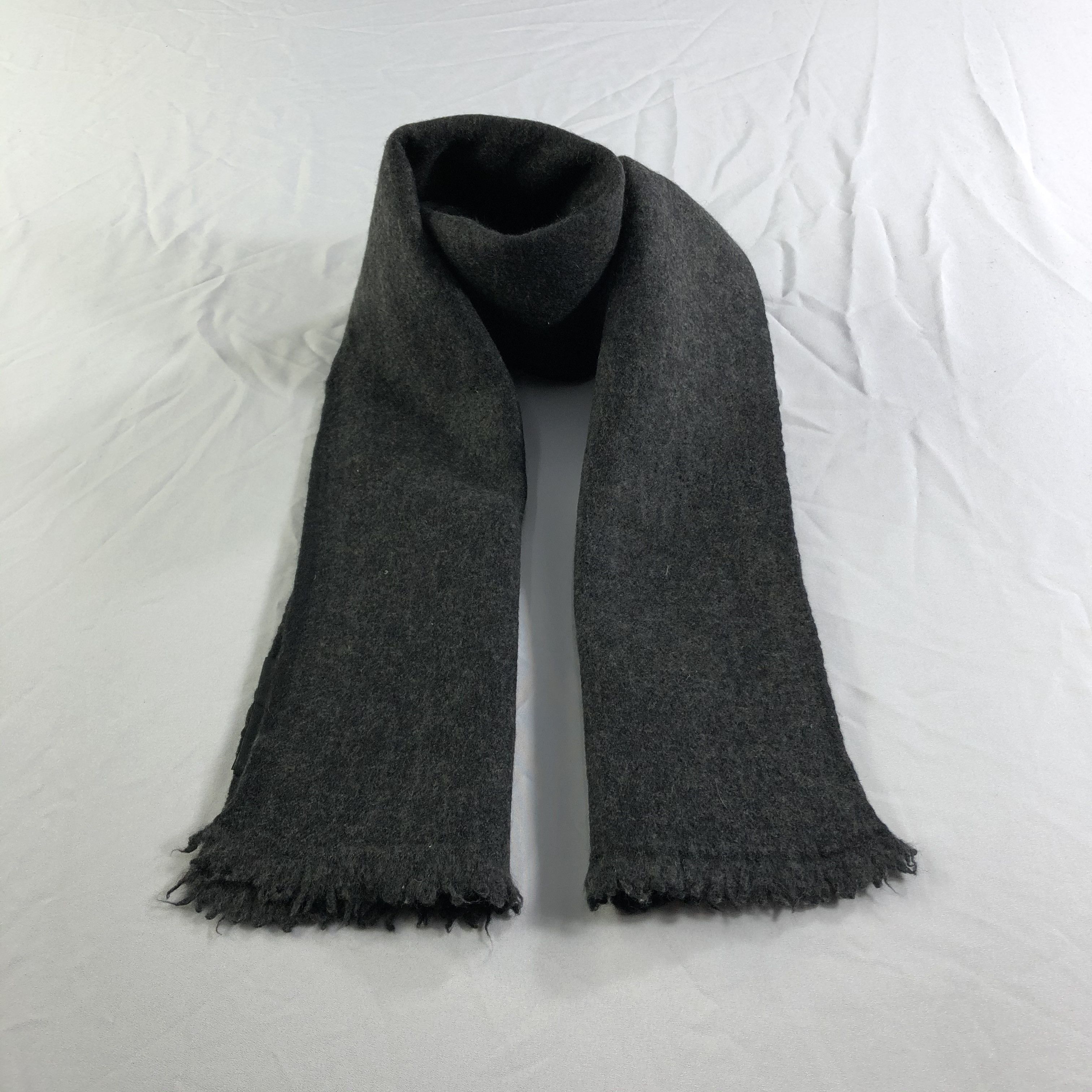 Gucci Gucci Wool Scarf Muffler Neck Wrap V2440 Size ONE SIZE - 1 Thumbnail