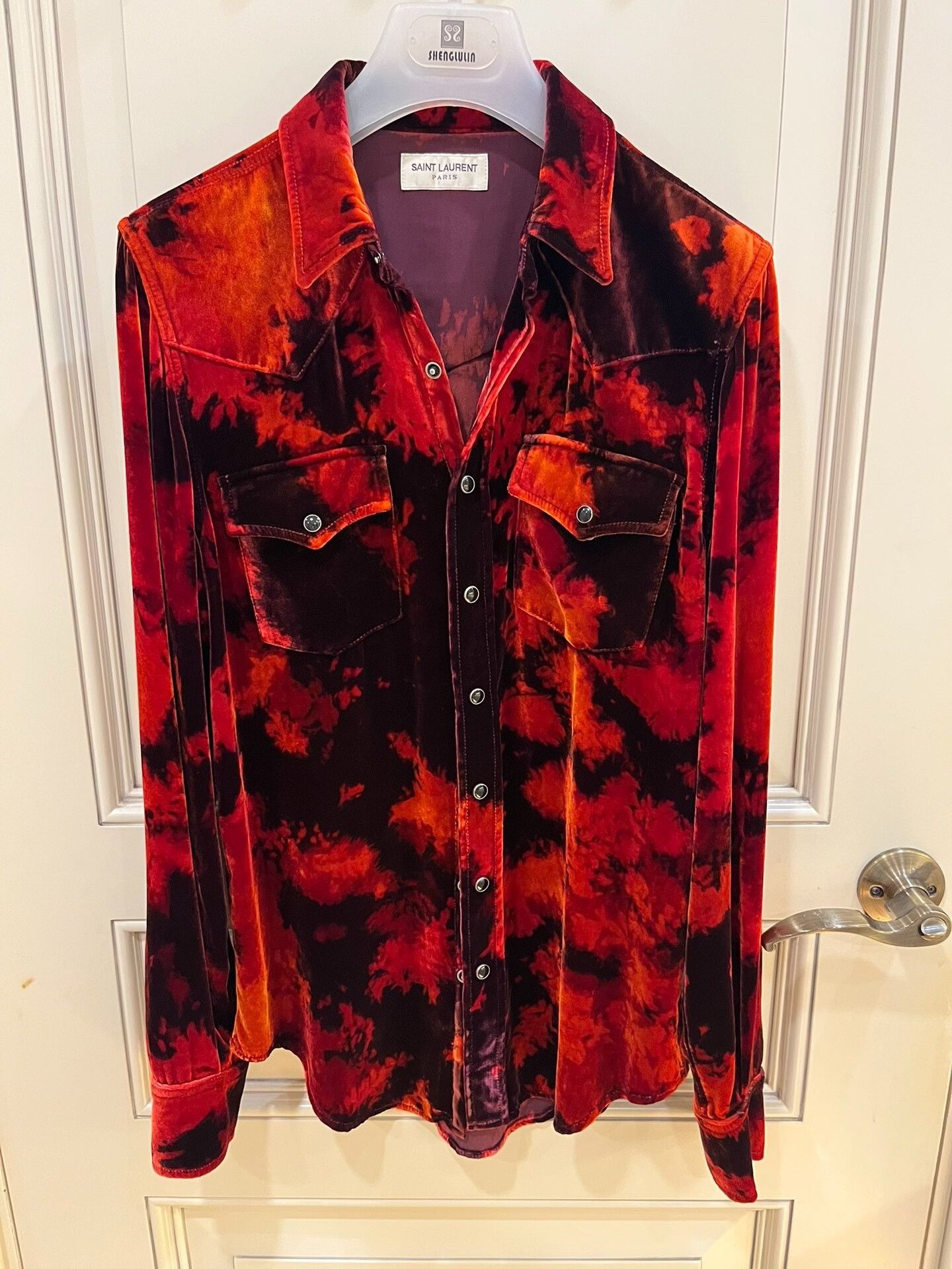 Saint Laurent Paris Saint Laurent Red Tie-Dye Velvet Western Shirt Size US M / EU 48-50 / 2 - 3 Thumbnail
