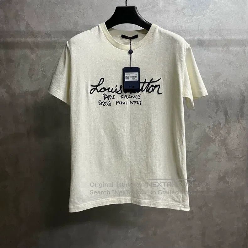 Louis Vuitton Louis Vuitton White featured printed embroidered short sle Size US S / EU 44-46 / 1 - 1 Thumbnail