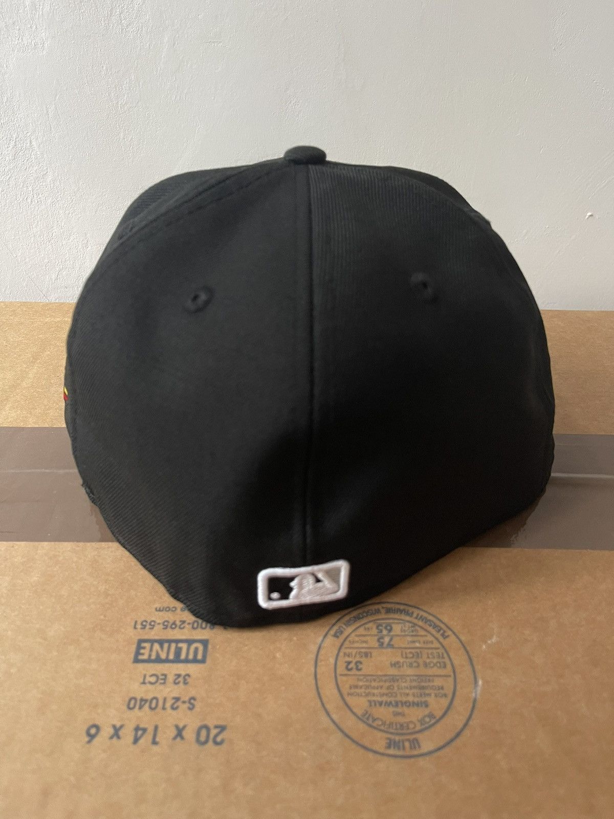 Joe Freshgoods × MLB × New Era JFG x New Era Chicago White Sox 59FIFTY Fitted hat 7 1/2 Size ONE SIZE - 3 Thumbnail