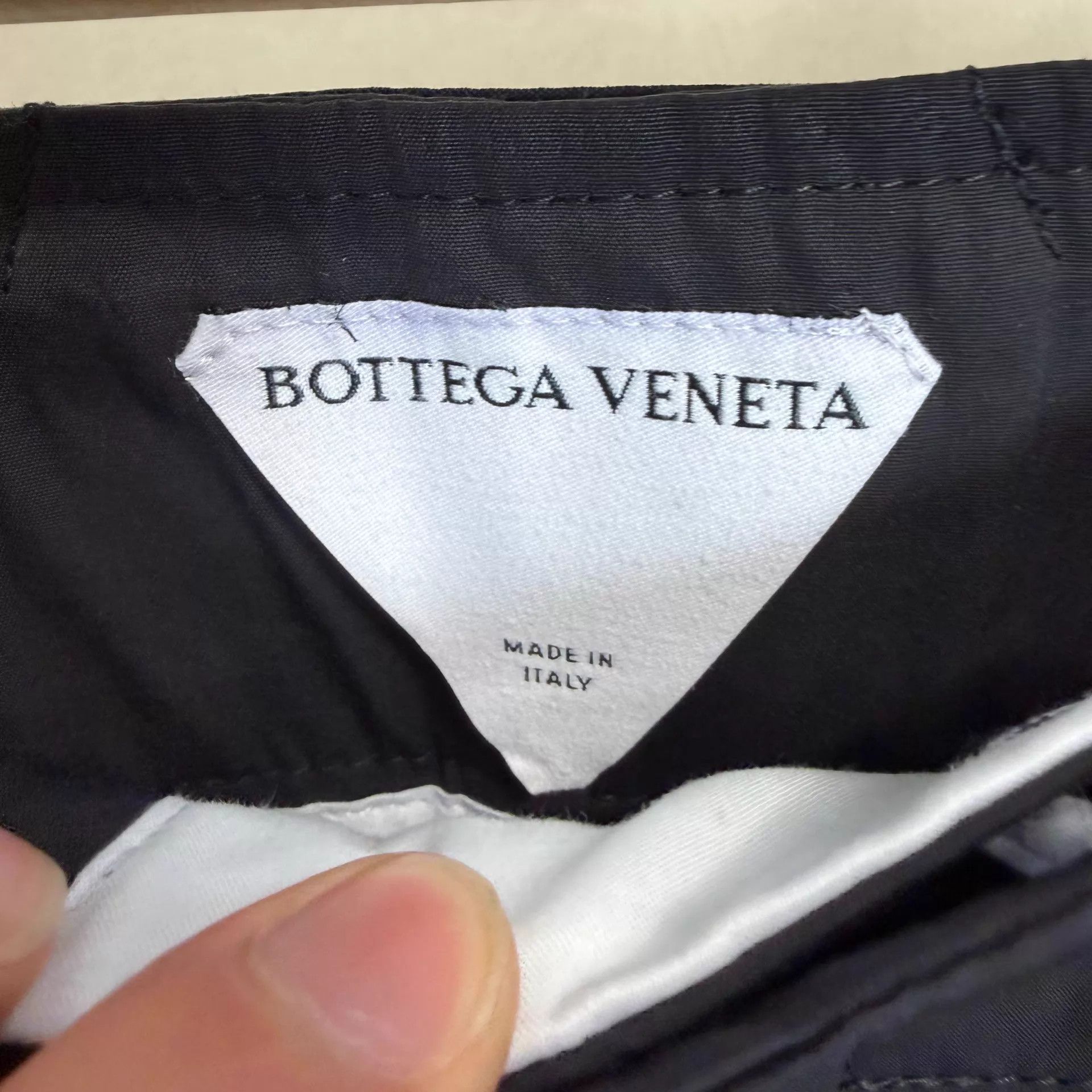 Bottega Veneta Bottega Veneta Men's Black Cargo Pants Button-Tie Detail Size US 36 / EU 52 - 3 Thumbnail