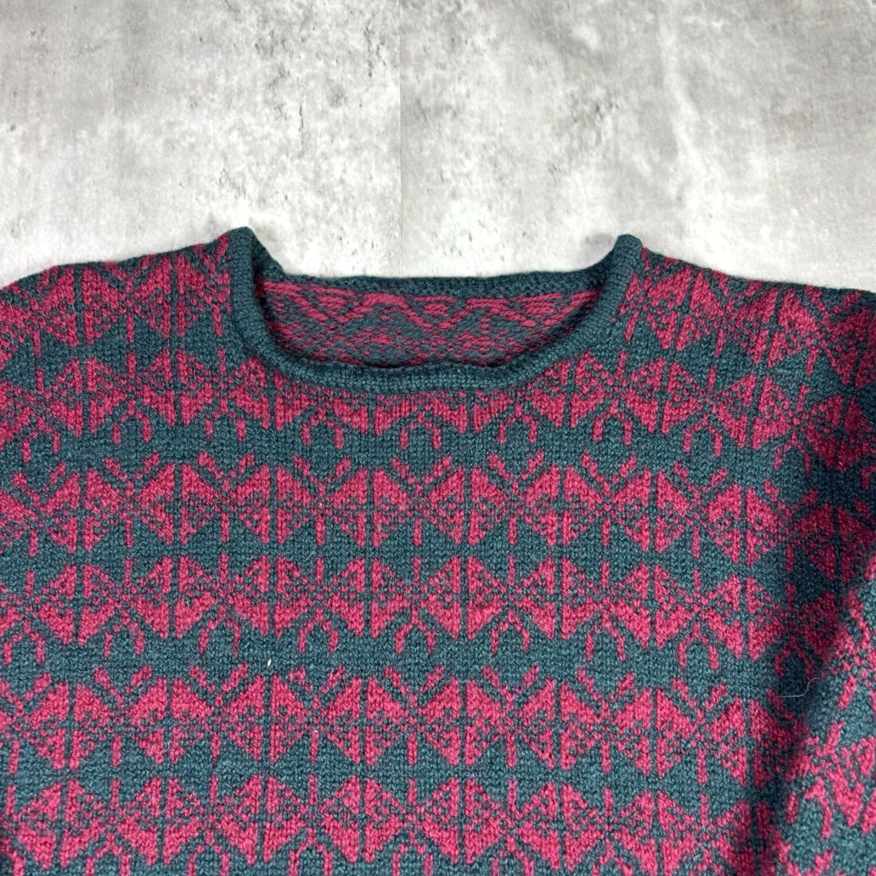 Vintage VINTAGE Women’s Sweater Knit Striped Pattern Red 1990s Adult Small Pullover Size S / US 4 / IT 40 - 5 Thumbnail