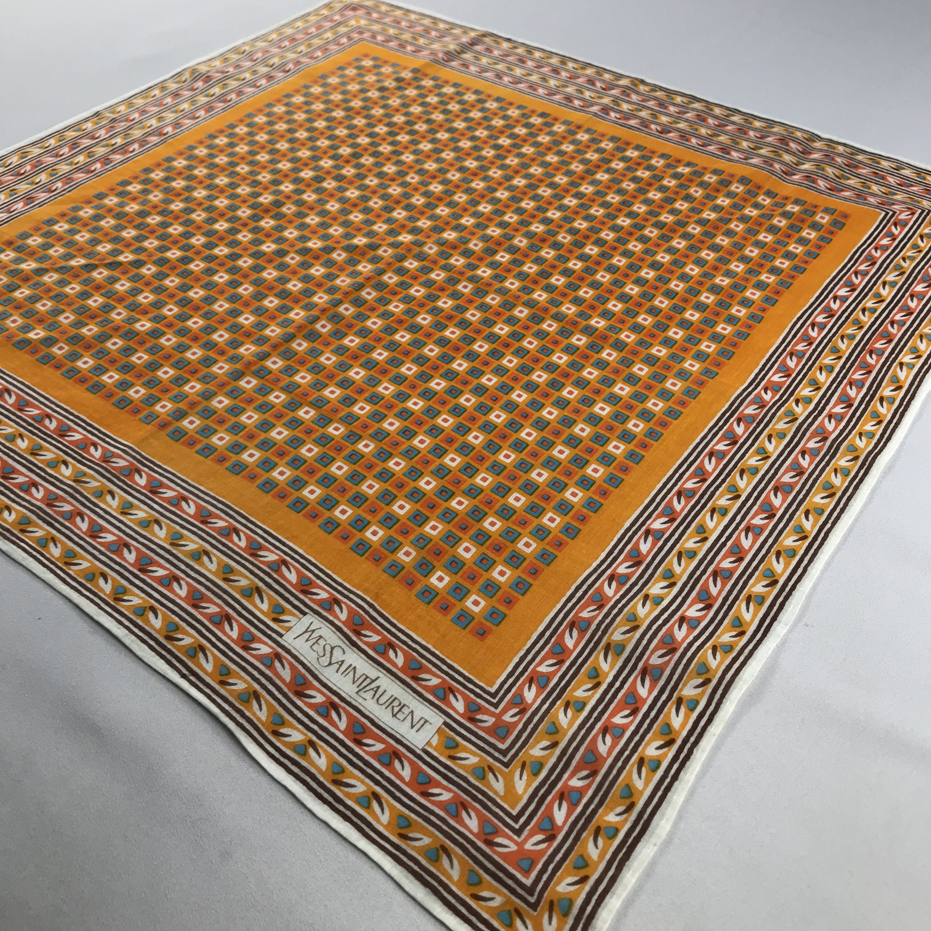 Yves Saint Laurent Yves Saint Laurent Handkerchief / Bandana / Neckerchief C771 Size ONE SIZE - 4 Thumbnail