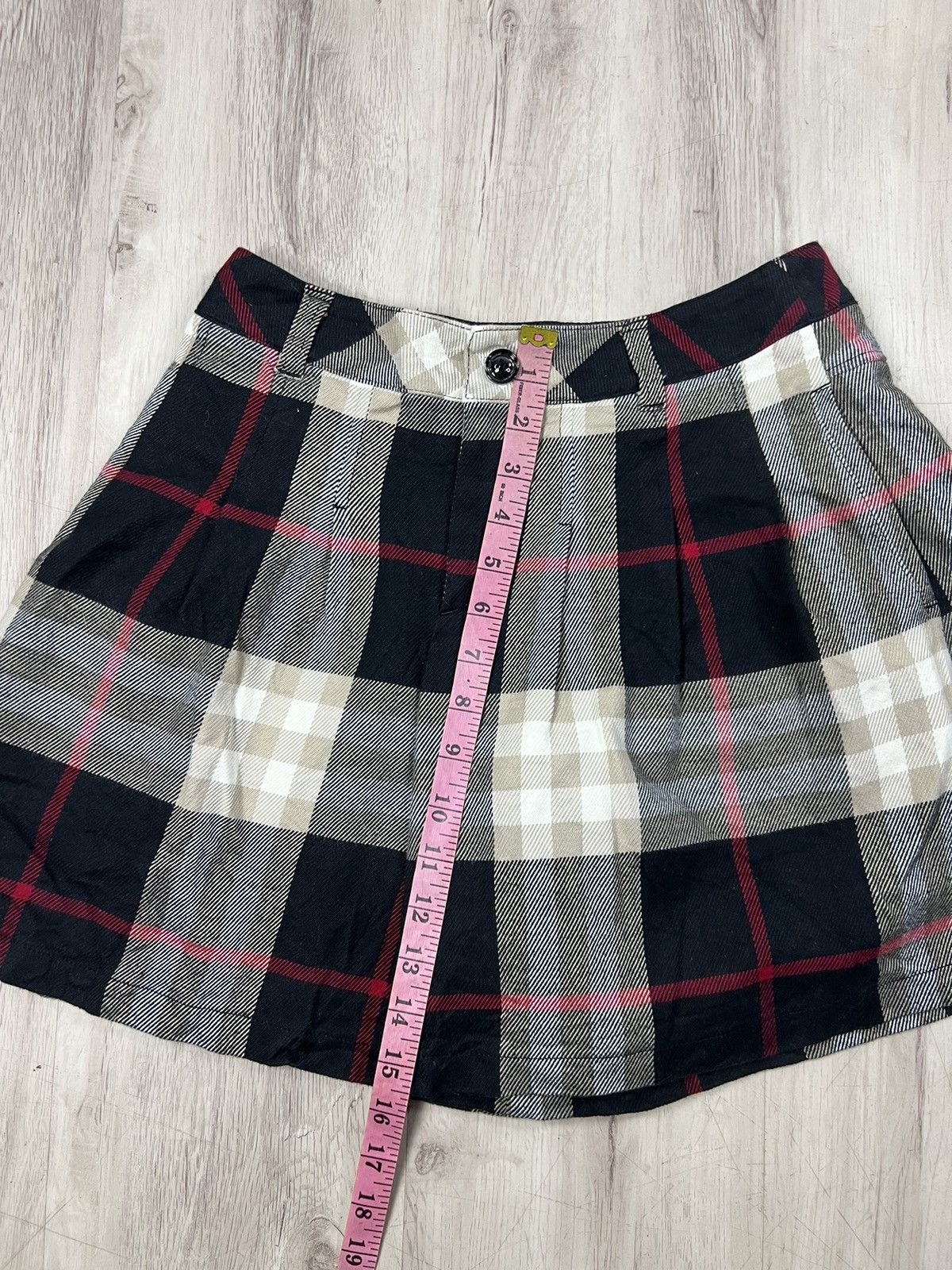 Burberry short Pants
