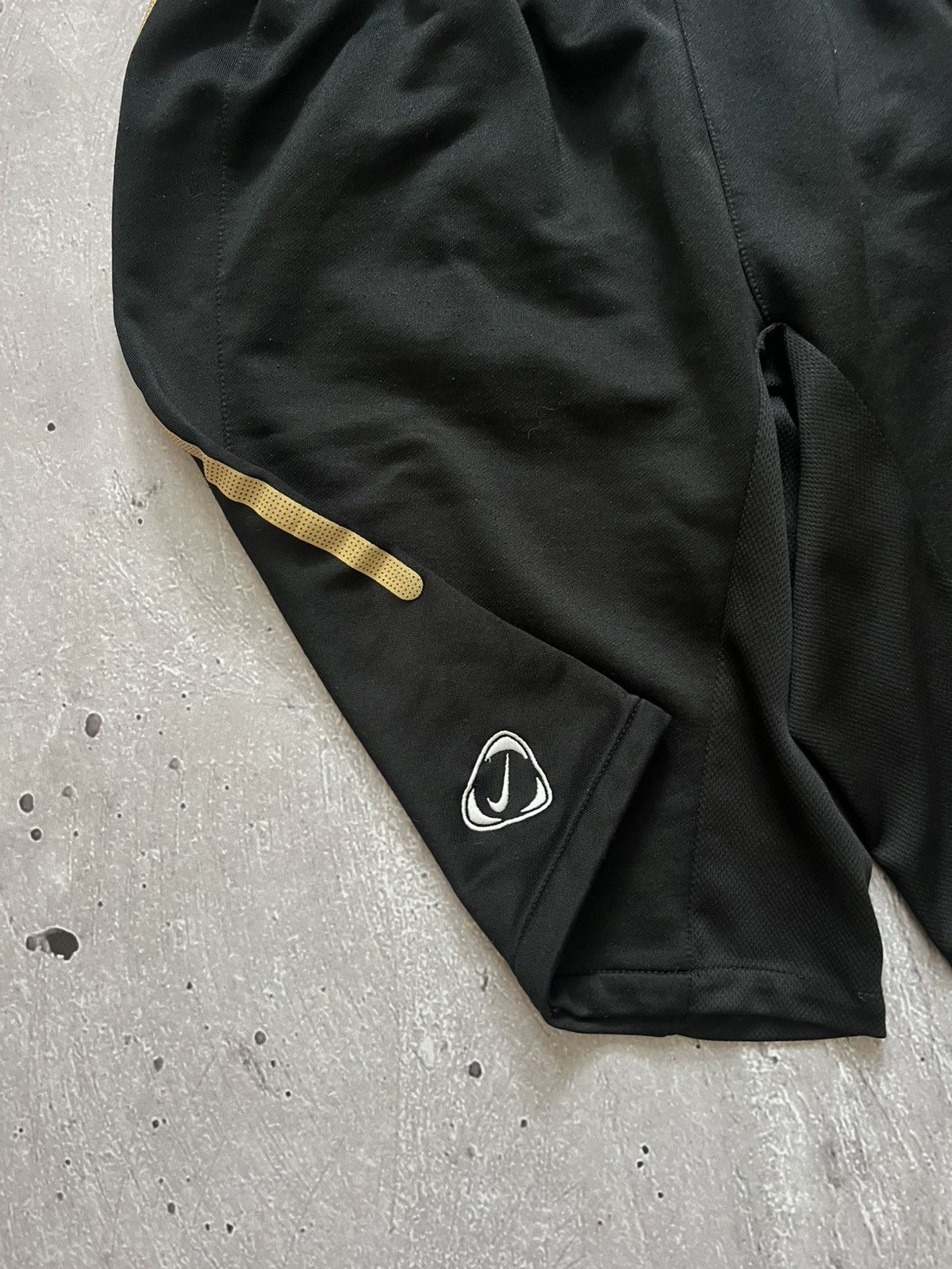 Nike Very Rare Shorts Vintage Nike Y2K Hype Size L Size US 40 / EU 56 - 3 Thumbnail