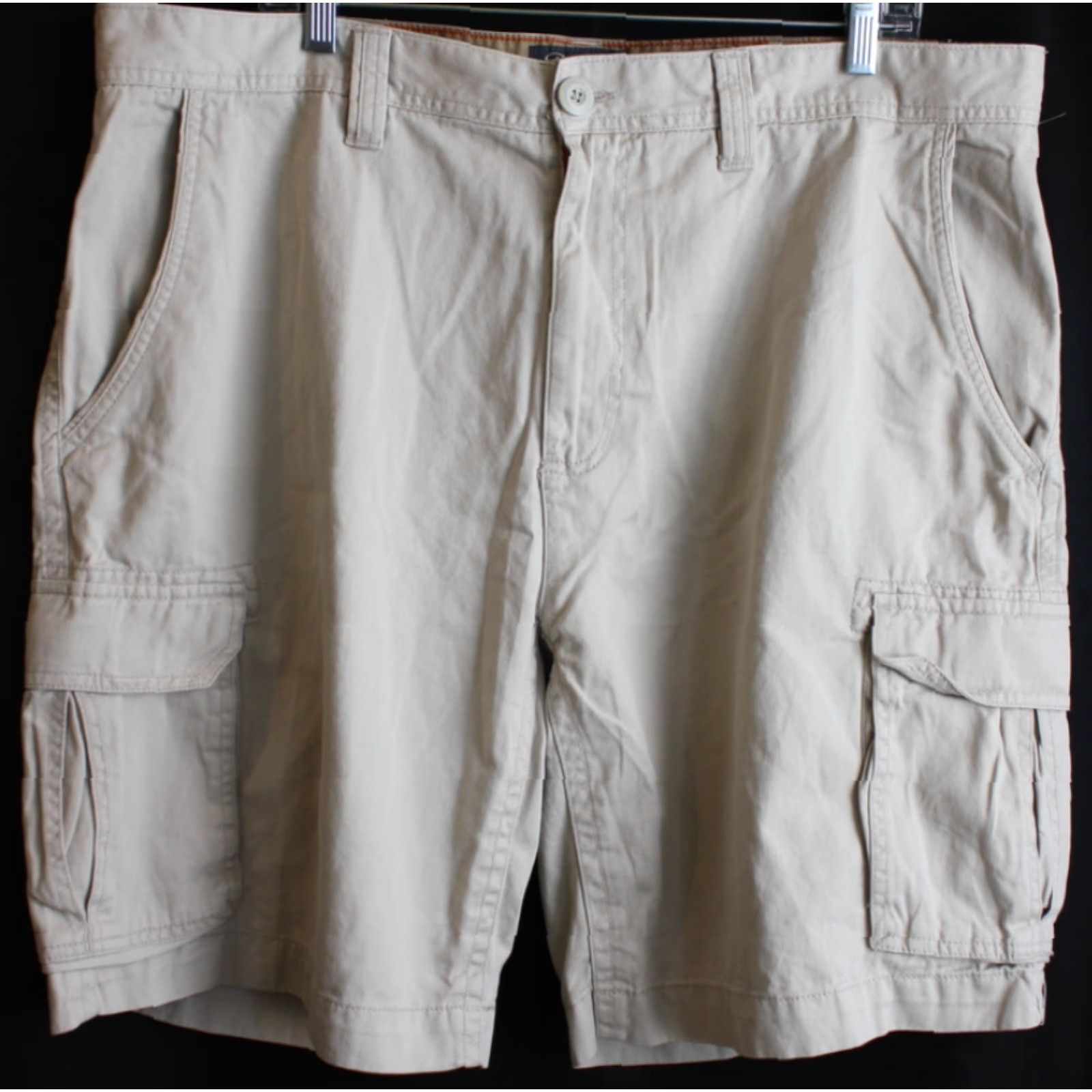Vintage St John's Bay Outfitters Khaki Cargo Shorts Size 40 100% Cotton Cargo Shorts Beige Regular Men Size US 40 / EU 56 - 2 Thumbnail