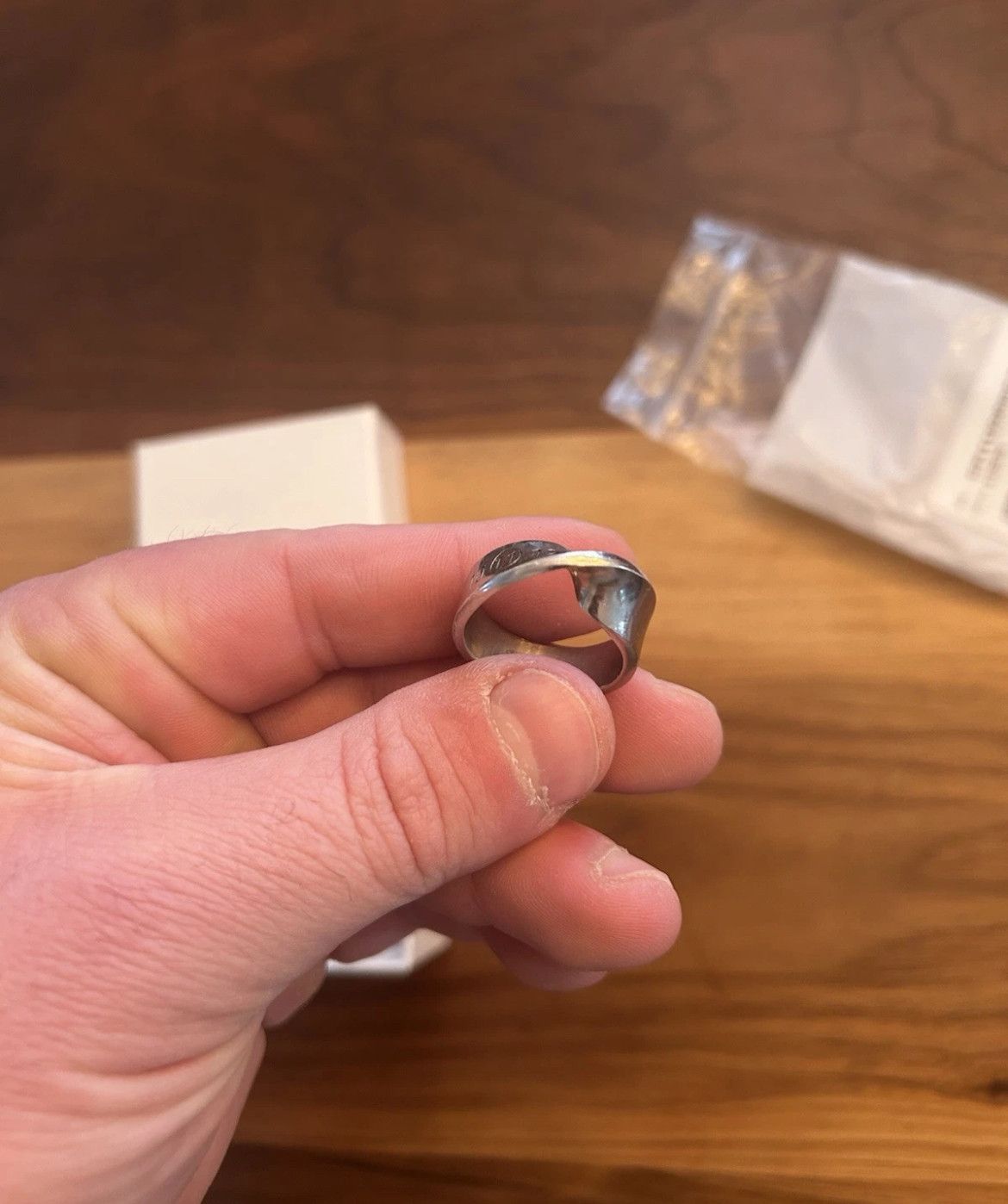 Maison Margiela Twisted Number Ring Size XL Size 44 - 4 Thumbnail