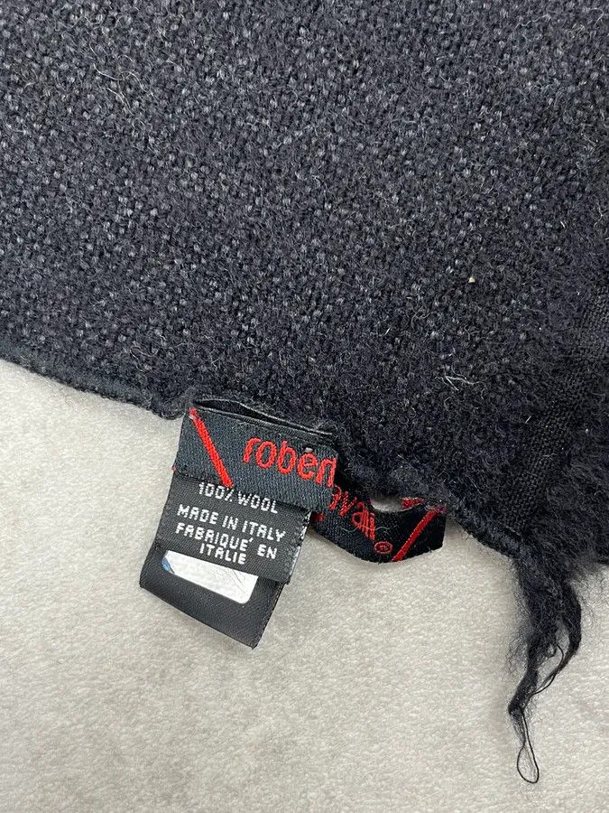 Roberto Cavalli 2000s Roberto Cavalli Abstract Lines Black Wool Scarf Size ONE SIZE - 7 Thumbnail