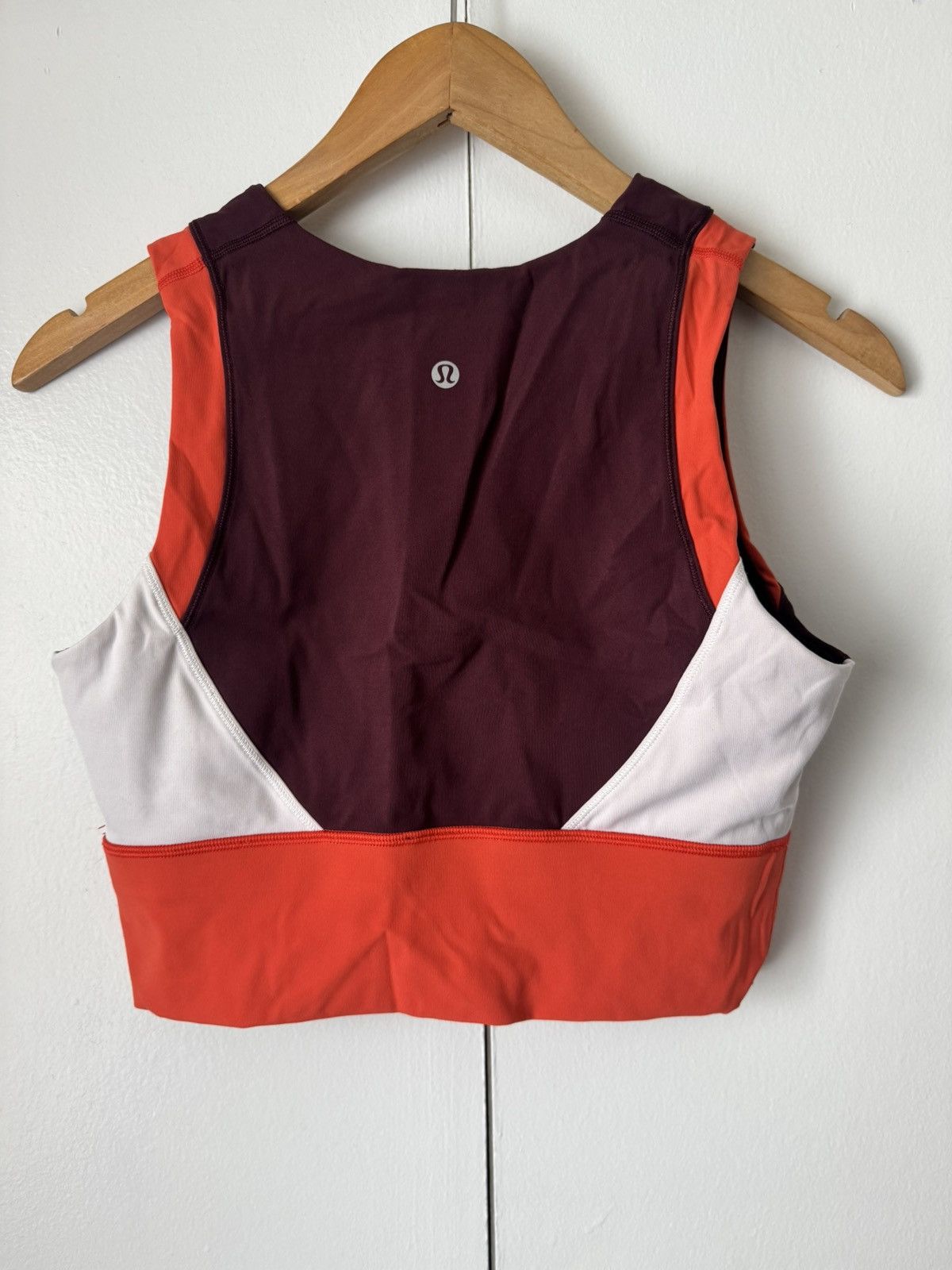 Lululemon High- neck Cropped Top Size L / US 10 / IT 46 - 2 Thumbnail