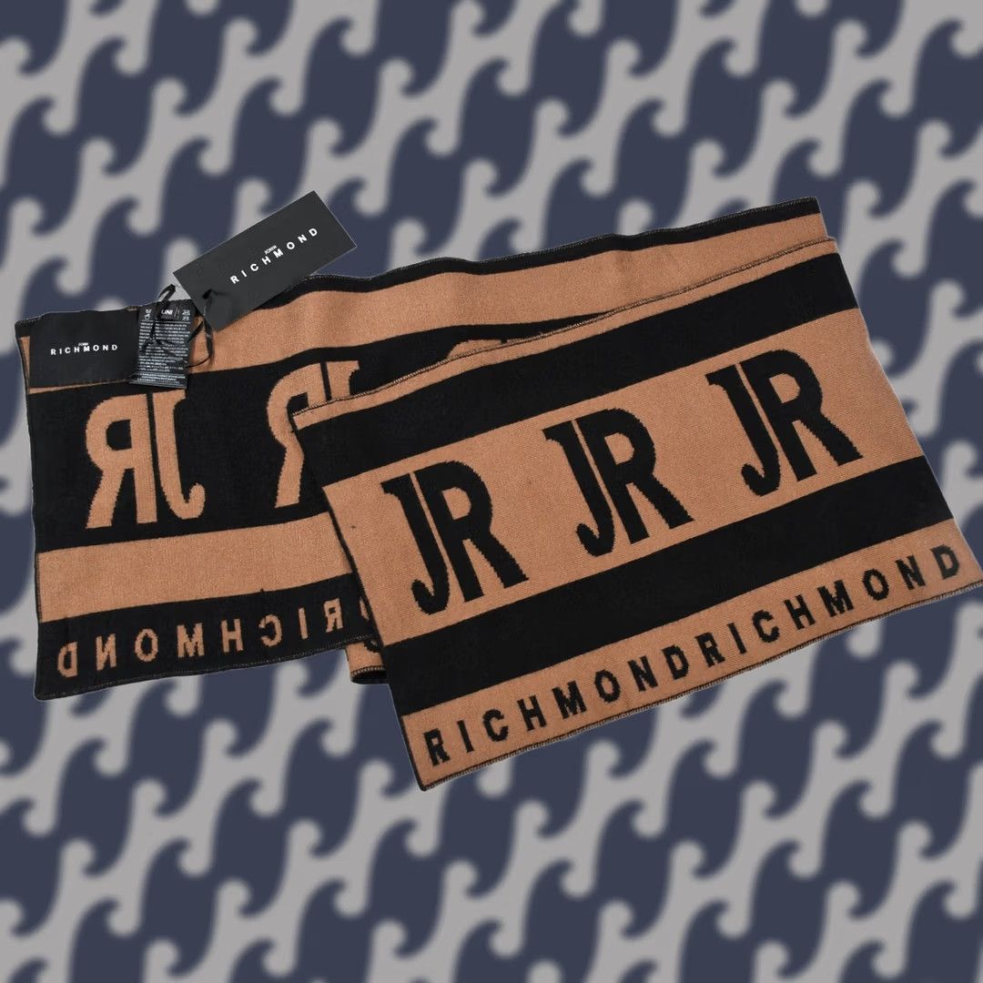 John Richmond John Richmond Logo Knit Scarf Brown Men's 100% Genuine New 170 cm x 25 cm Knit Scarf Size ONE SIZE - 1 Thumbnail