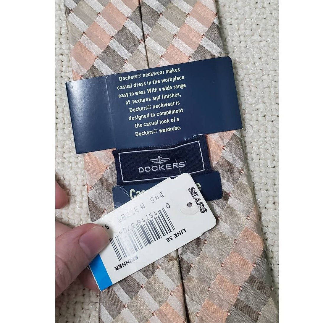 Dockers Dockers Casual Lifestyle Silk Spinner Tie ~Office or Casual Size ONE SIZE - 13 Thumbnail