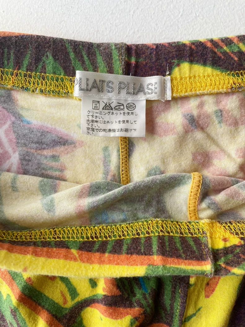 Pleats Please Issey Miyake Pleats Please size xl 01AW Artist Collaboration Leggings p Size US 30 / EU 46 - 8 Thumbnail