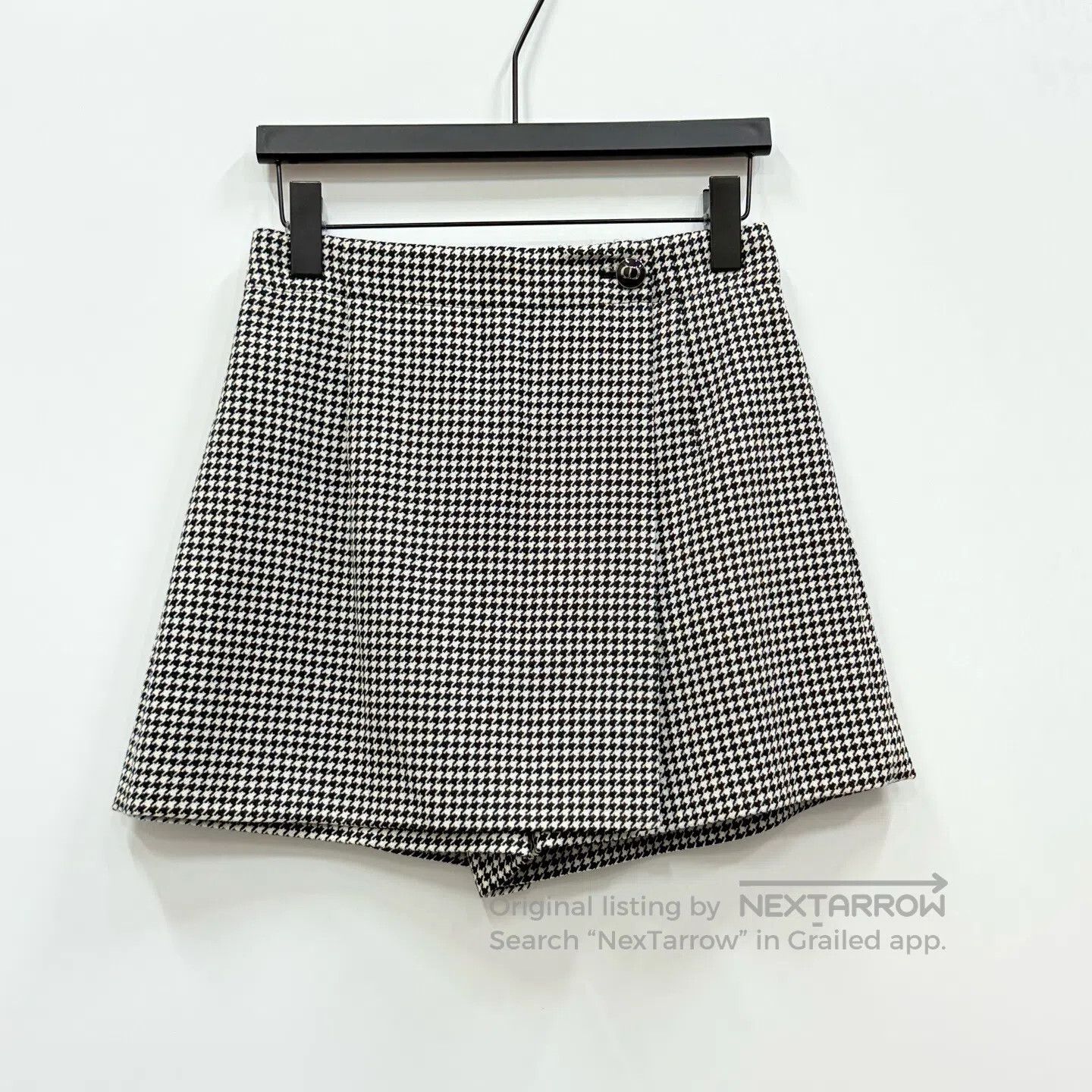 Dior Dior Houndstooth A-Line Short Shorts| Size 33" - 1 Thumbnail