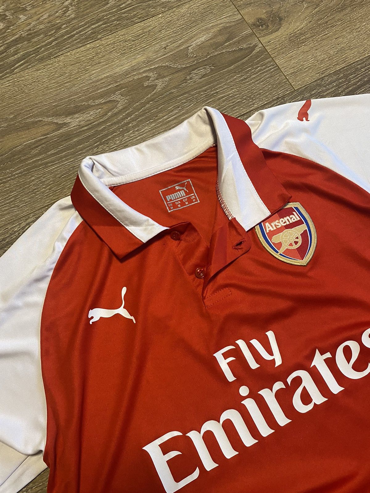 Puma × Vintage Puma Arsenal Fly Emirates 2017-2018 Alexis Sanchez Size M Size US M / EU 48-50 / 2 - 8 Thumbnail