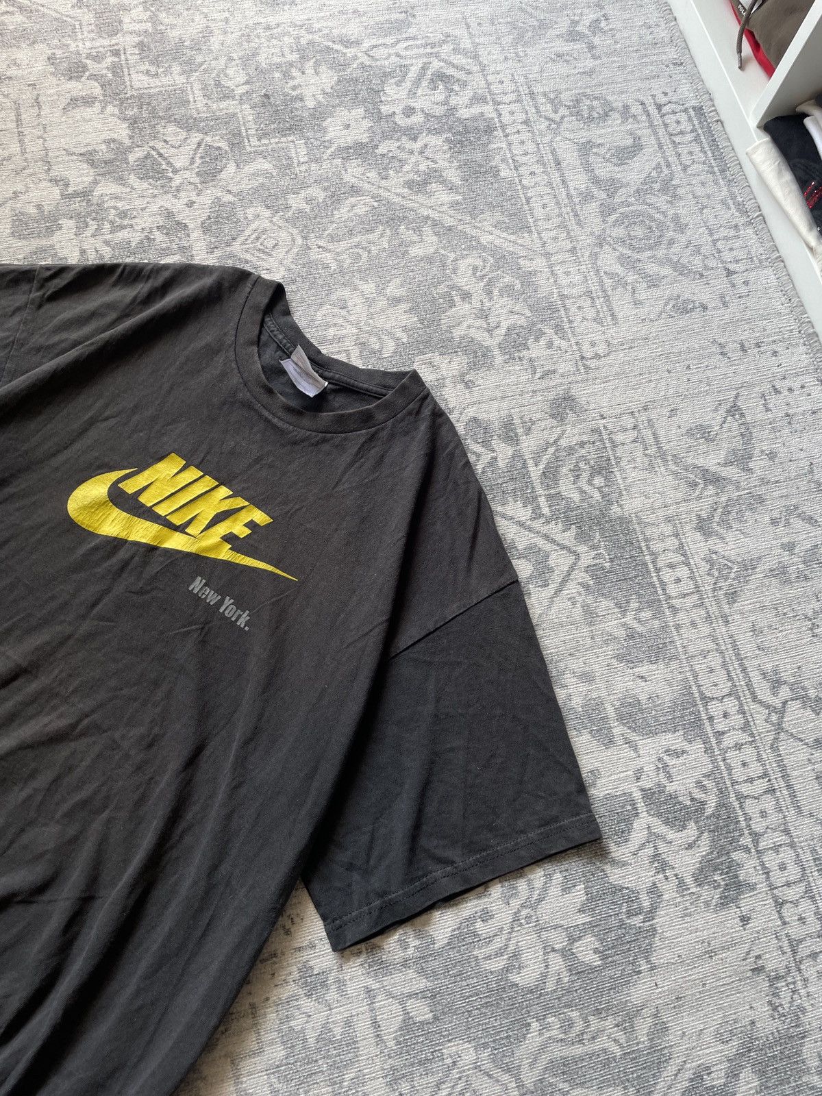 Nike Nike Vintage T-Shirt New York Big Logo 90s Japanese Y2K Rap Size US XL / EU 56 / 4 - 4 Thumbnail