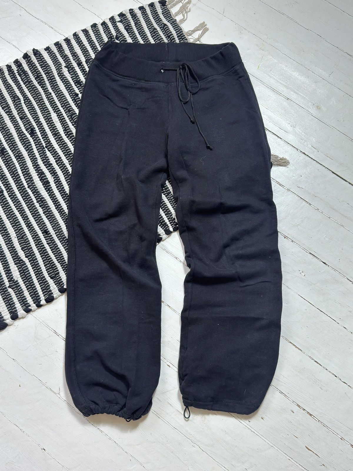 Cartoon Network VINTAGE HELLO KITTY 2000s BACK LOGO SWEATPANTS Size 28" / US 6 / IT 42 - 4 Thumbnail