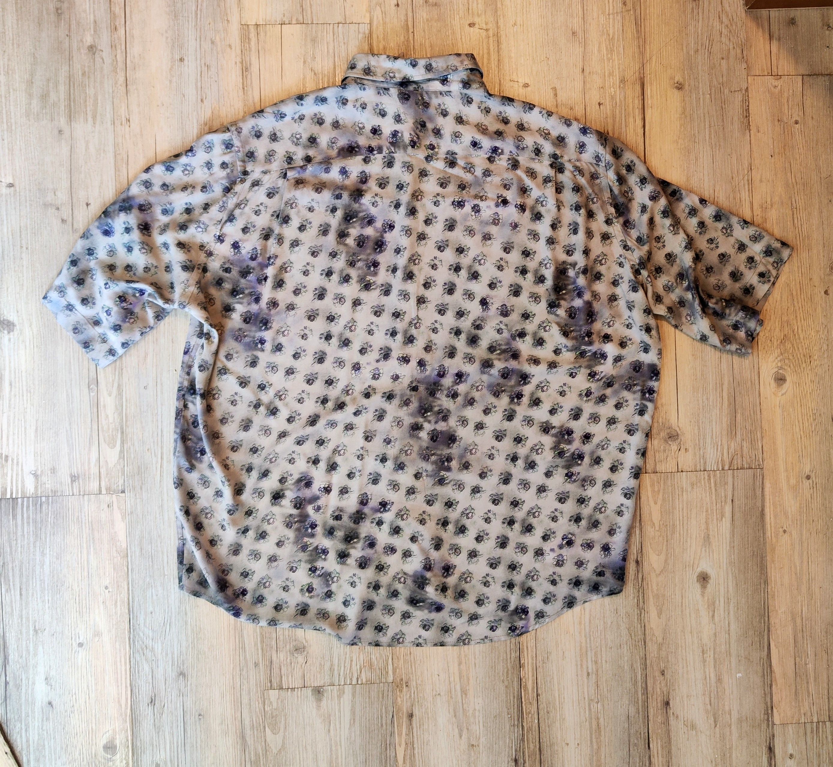 Acne Studios Floral shirt.Like Balenciaga or Vetements shirts Size US XL / EU 56 / 4 - 7 Thumbnail