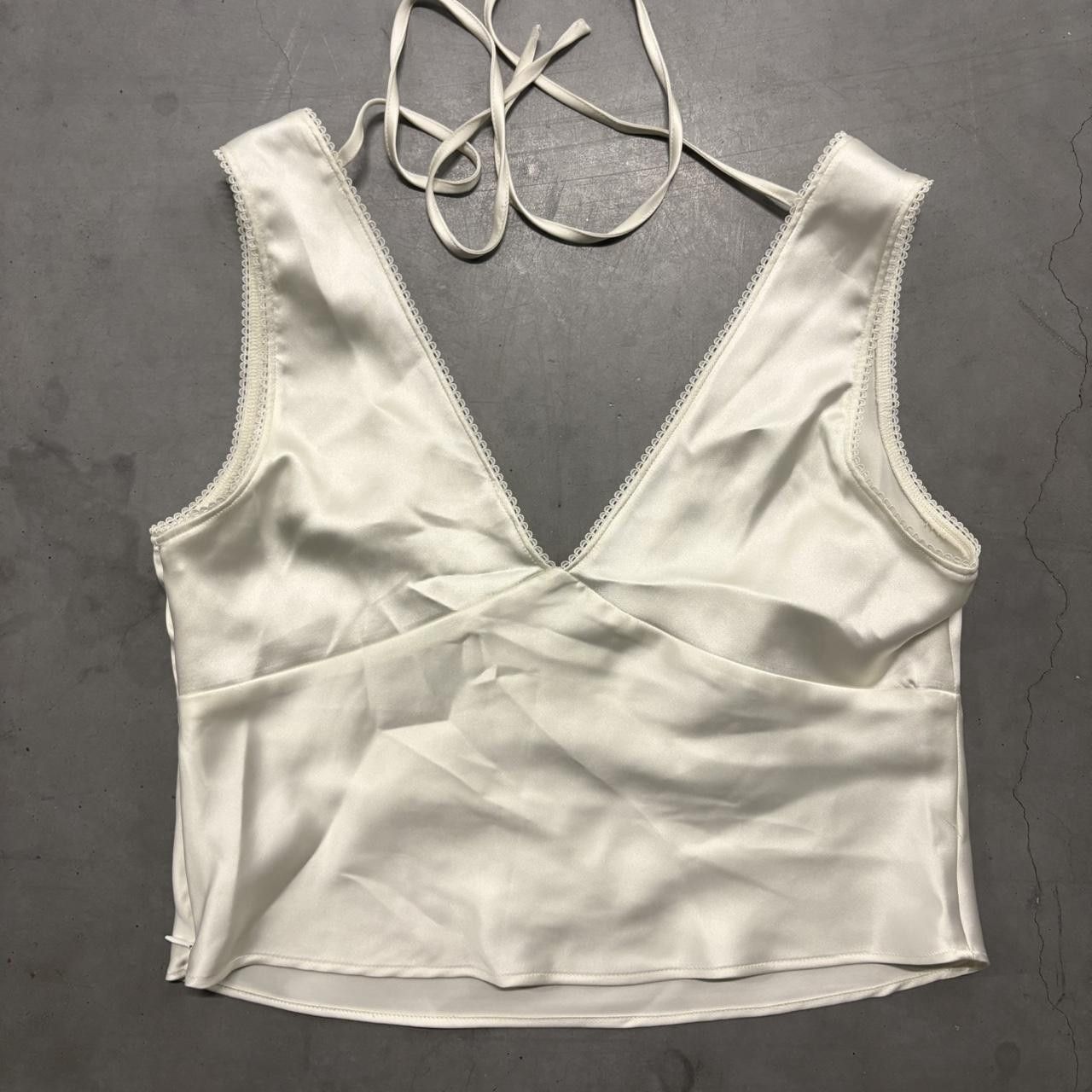 Vintage Crazy Cute White Top with red rose Detailing! Size S / US 4 / IT 40 - 3 Thumbnail