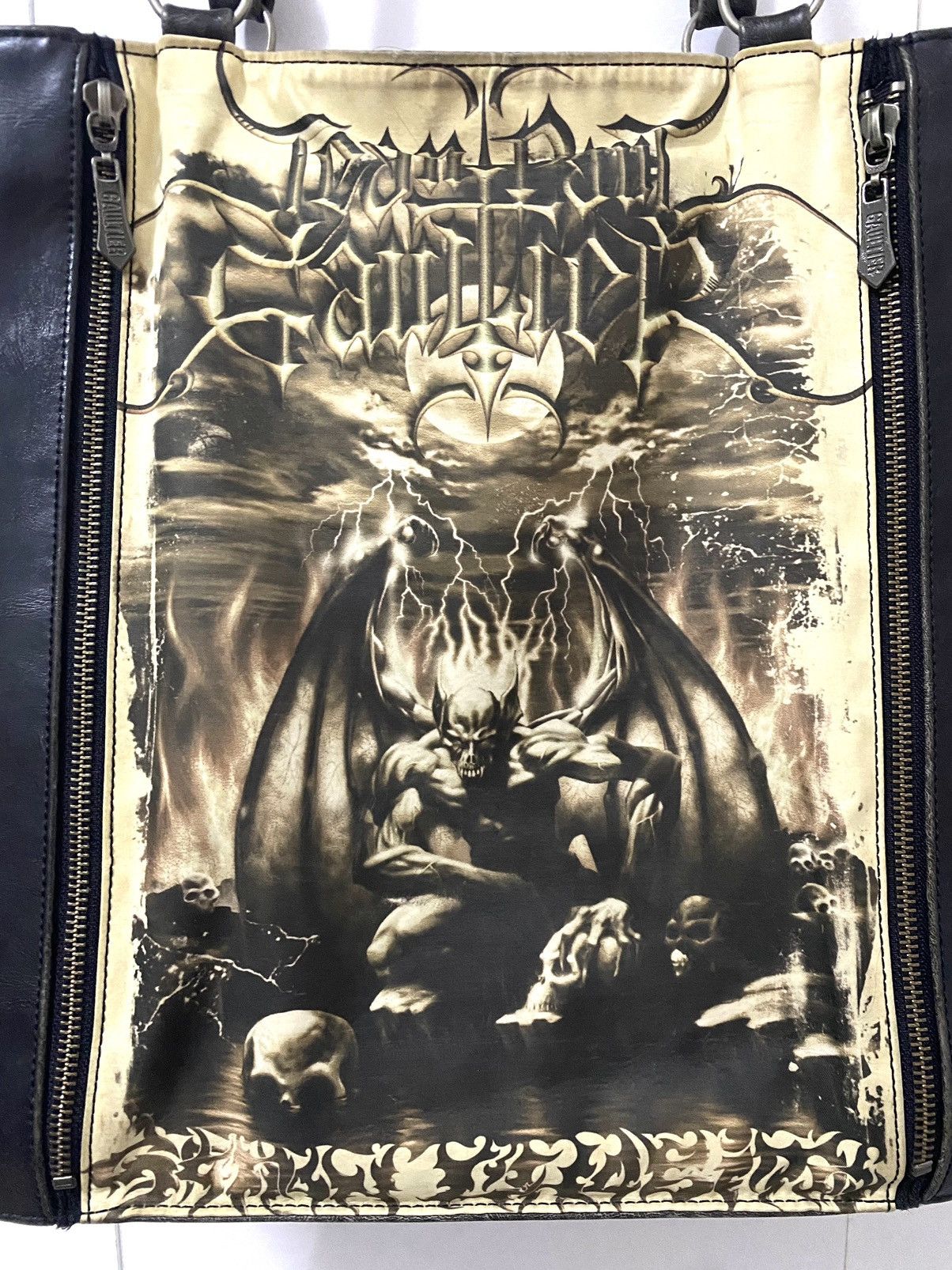 Jean Paul Gaultier Rare AW 2001 Vintage Jean paul gaultier Satan/gargoyle Size ONE SIZE - 4 Thumbnail