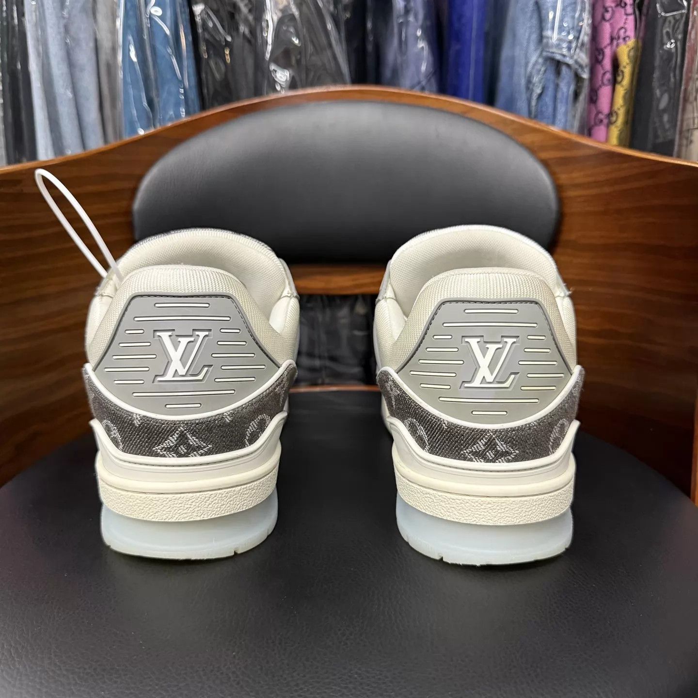 Louis Vuitton LV Trainer Gray White Monogram Denim 8/42 98 New Size US 9 / EU 42 - 3 Thumbnail
