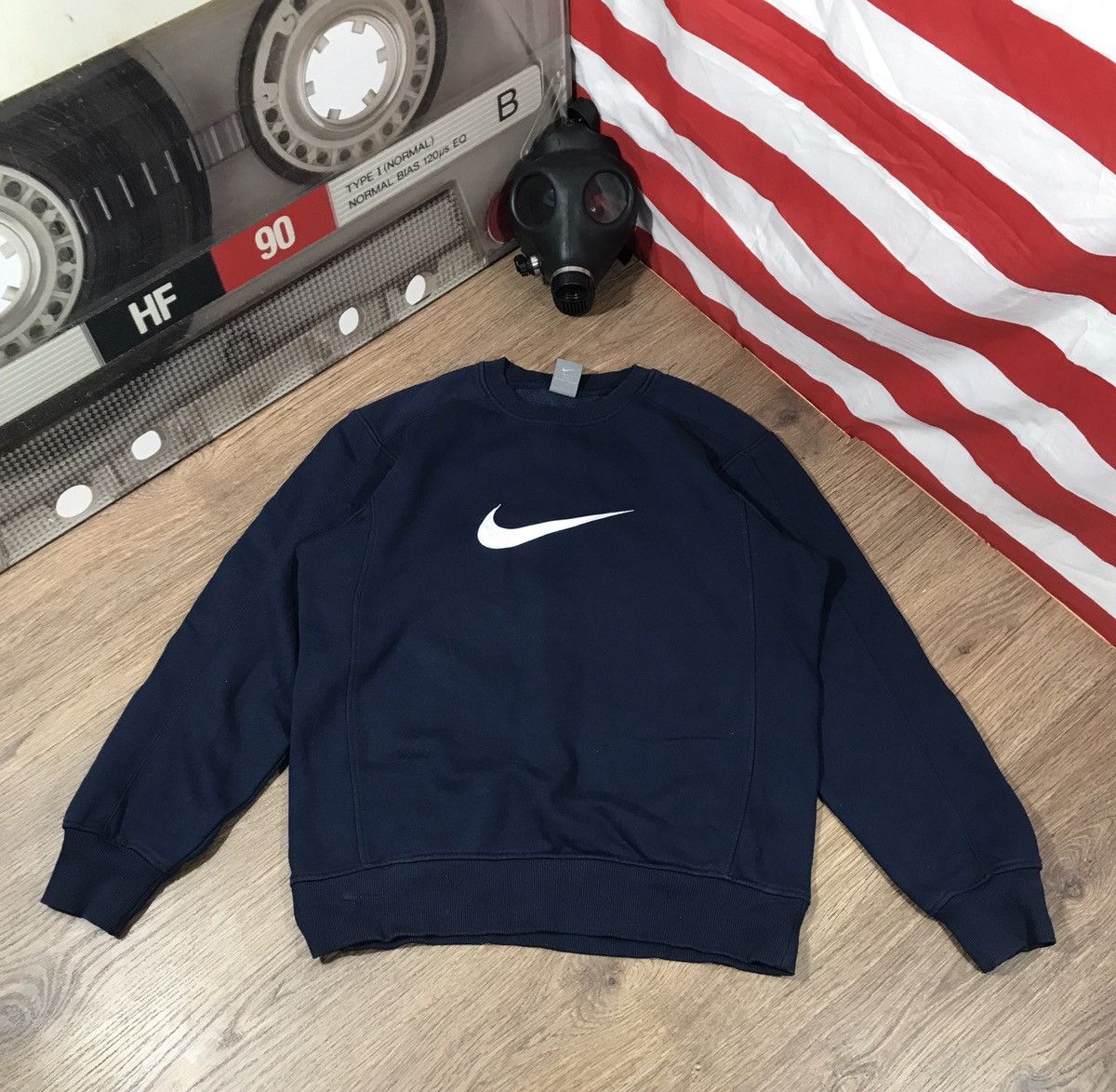 Nike × Vintage Vintage Nike Big Logo Sweatshirt Size US L / EU 52-54 / 3 - 1 Thumbnail