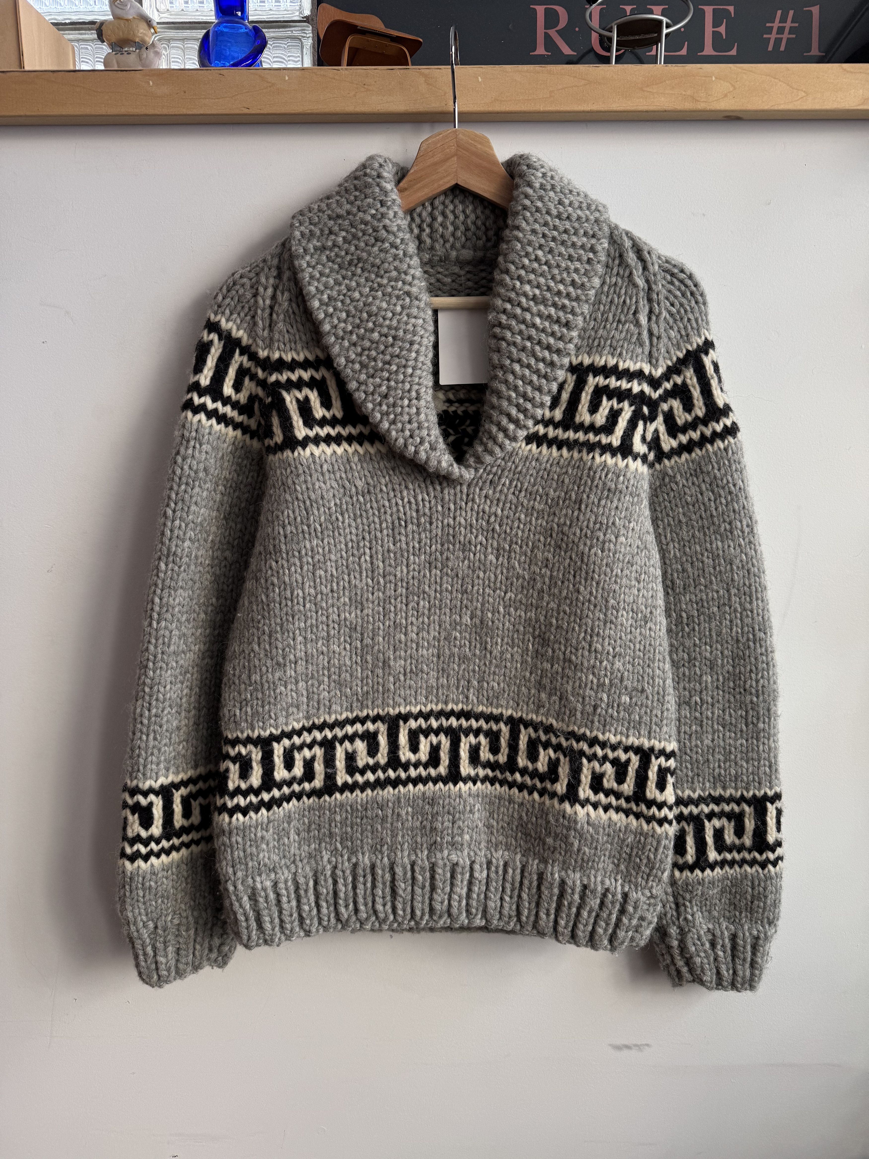 Vintage Vintage cowichan wool knit sweater size S Size US S / EU 44-46 / 1 - 1 Thumbnail