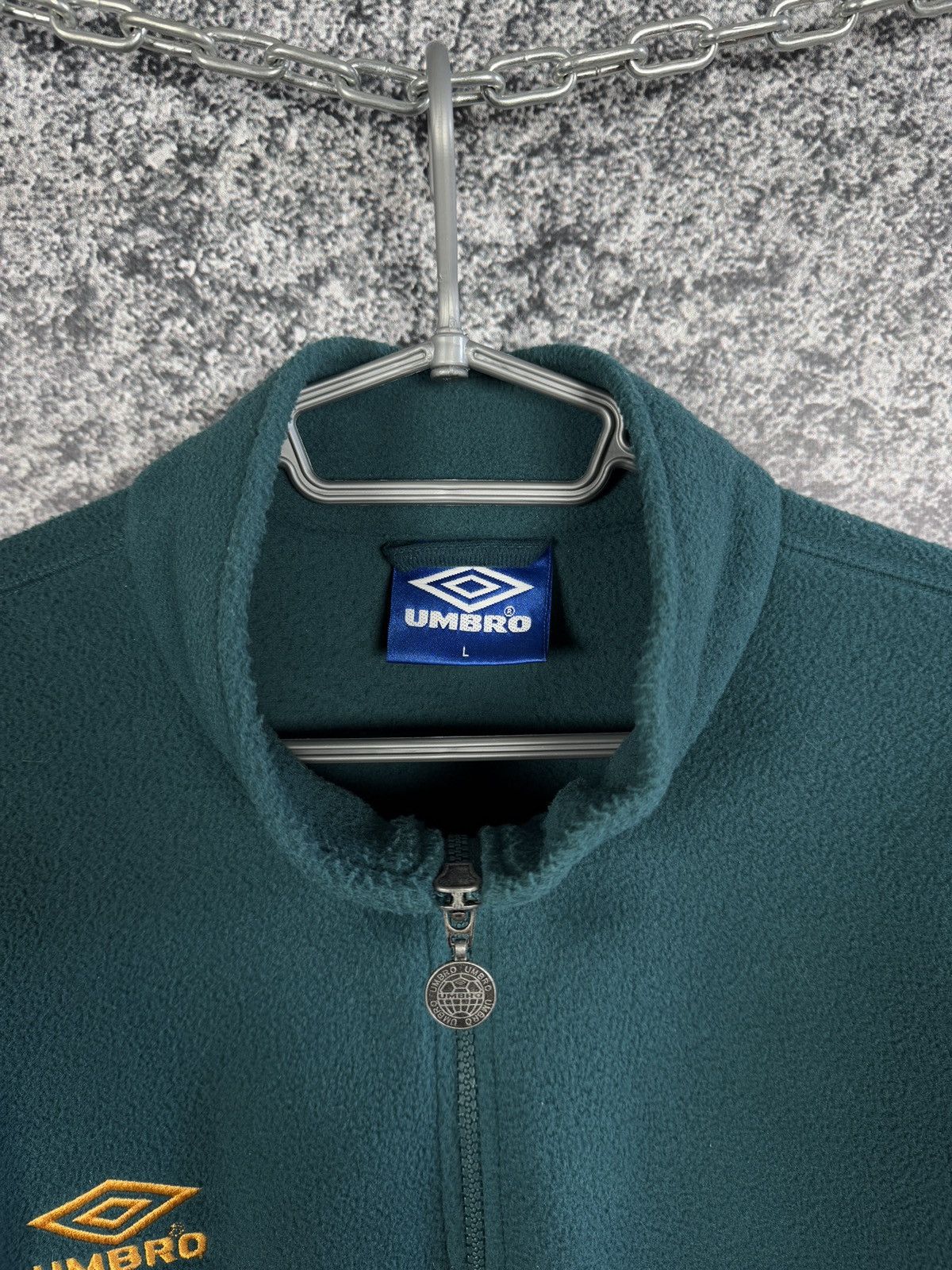 Umbro Men’s Vintage 90s Umbro 1/4 Zip Fleece Jacket Retro Size L Size US L / EU 52-54 / 3 - 7 Thumbnail