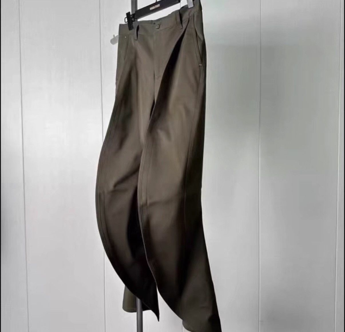 Y/Project FZJT Rare Versatile Colorway Tailored Loose Sickle Pants J40 Size US 32 / EU 48 - 1 Thumbnail