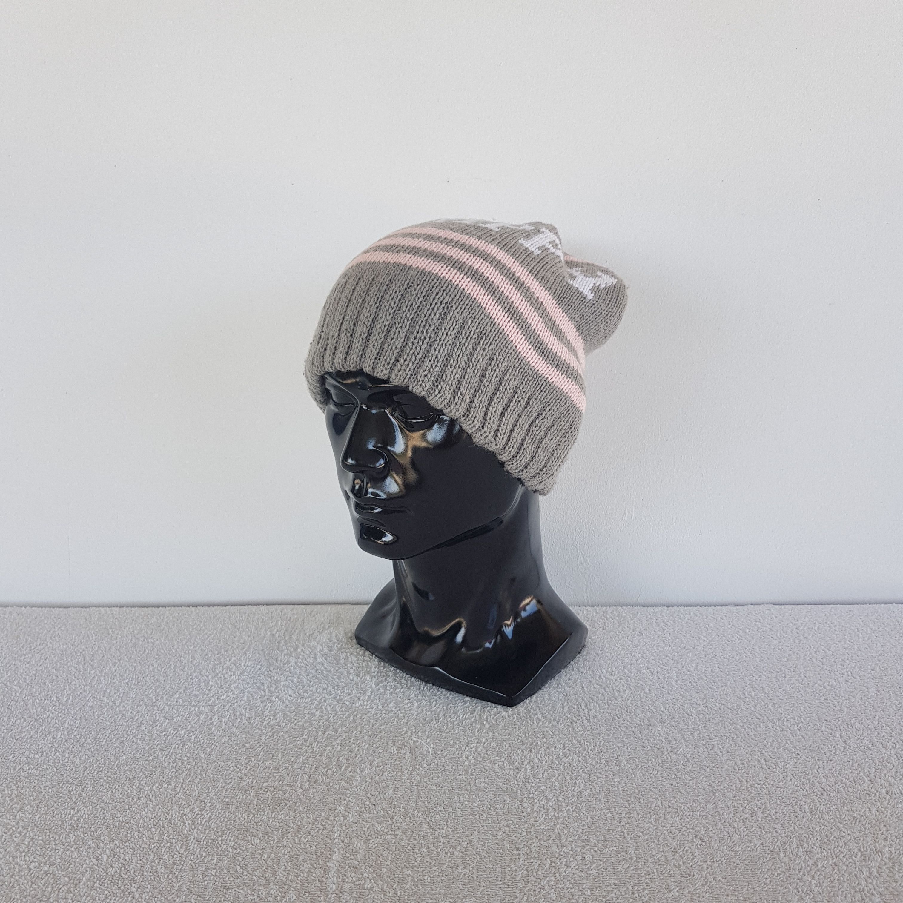 Fiorucci Vintage Fiorucci Beanie Ribbed Knit Snow Caps Hats Size ONE SIZE - 1 Thumbnail