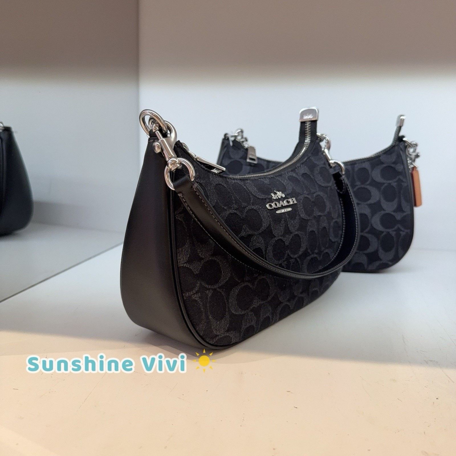 Coach NWT Coach Teri Shoulder Bag Signature Denim CDE43 Black Size ONE SIZE - 2 Thumbnail