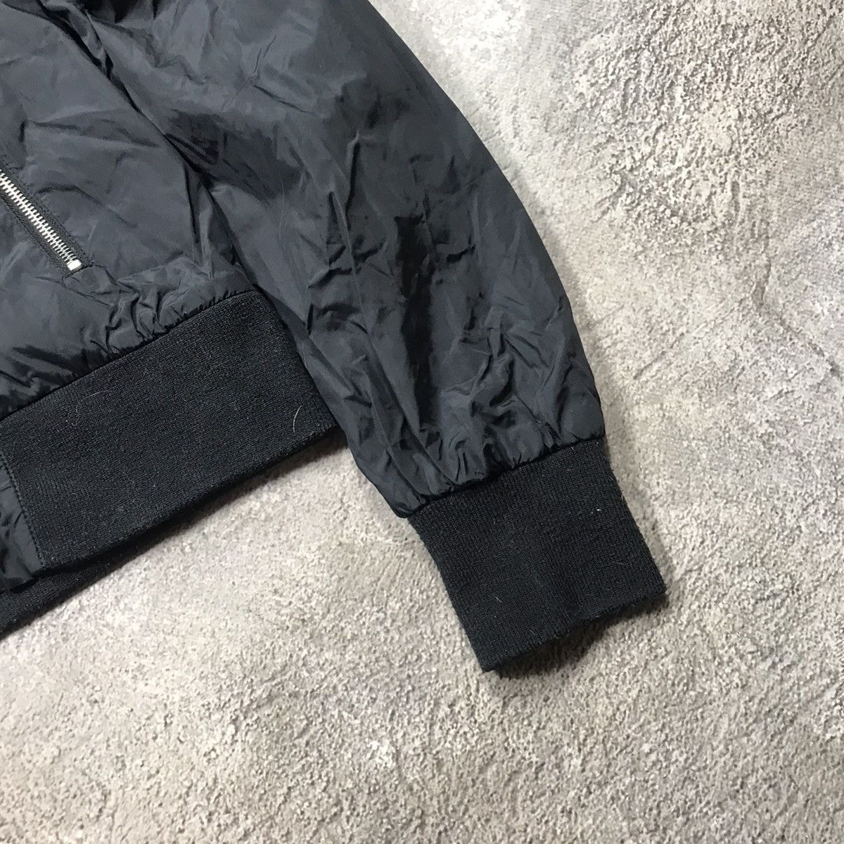 Vintage Vintage 90s Black Bomber Jacket Streetwear Y2K Skate Boxy S Size S / US 4 / IT 40 - 5 Thumbnail