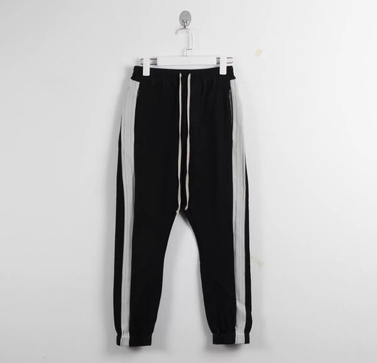Rick Owens Rick Owens Mainline White-Trim Long Pants Size 26" / US 2 / IT 38 - 1 Thumbnail
