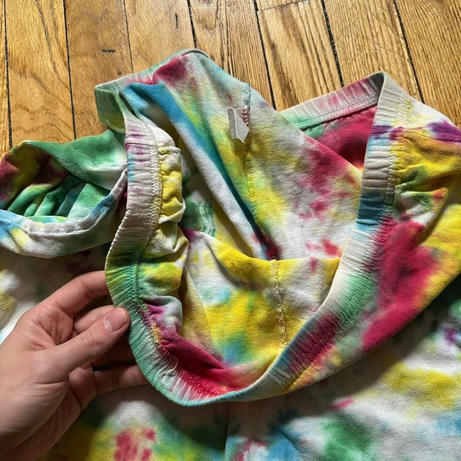 Vintage Vintage 80s Tie Dye Cotton Basic Sweat Gym Shorts Size US 35 - 7 Thumbnail