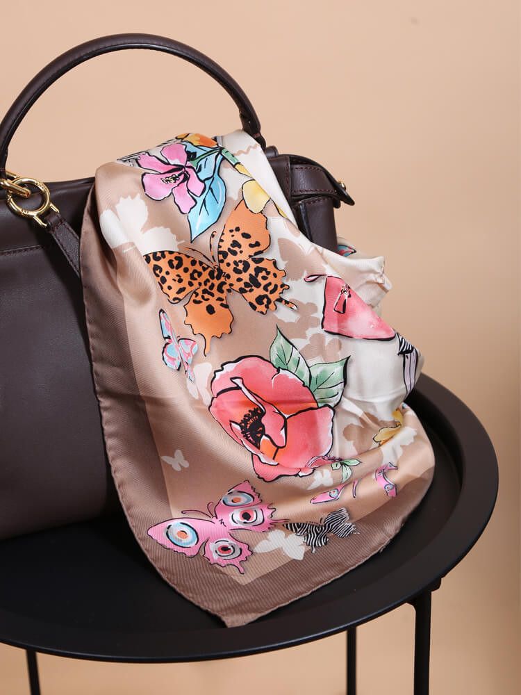 Salvatore Ferragamo o1s1rm1024 Size: 90x90 Cm / Scarf in Multicolor Size ONE SIZE - 2 Thumbnail
