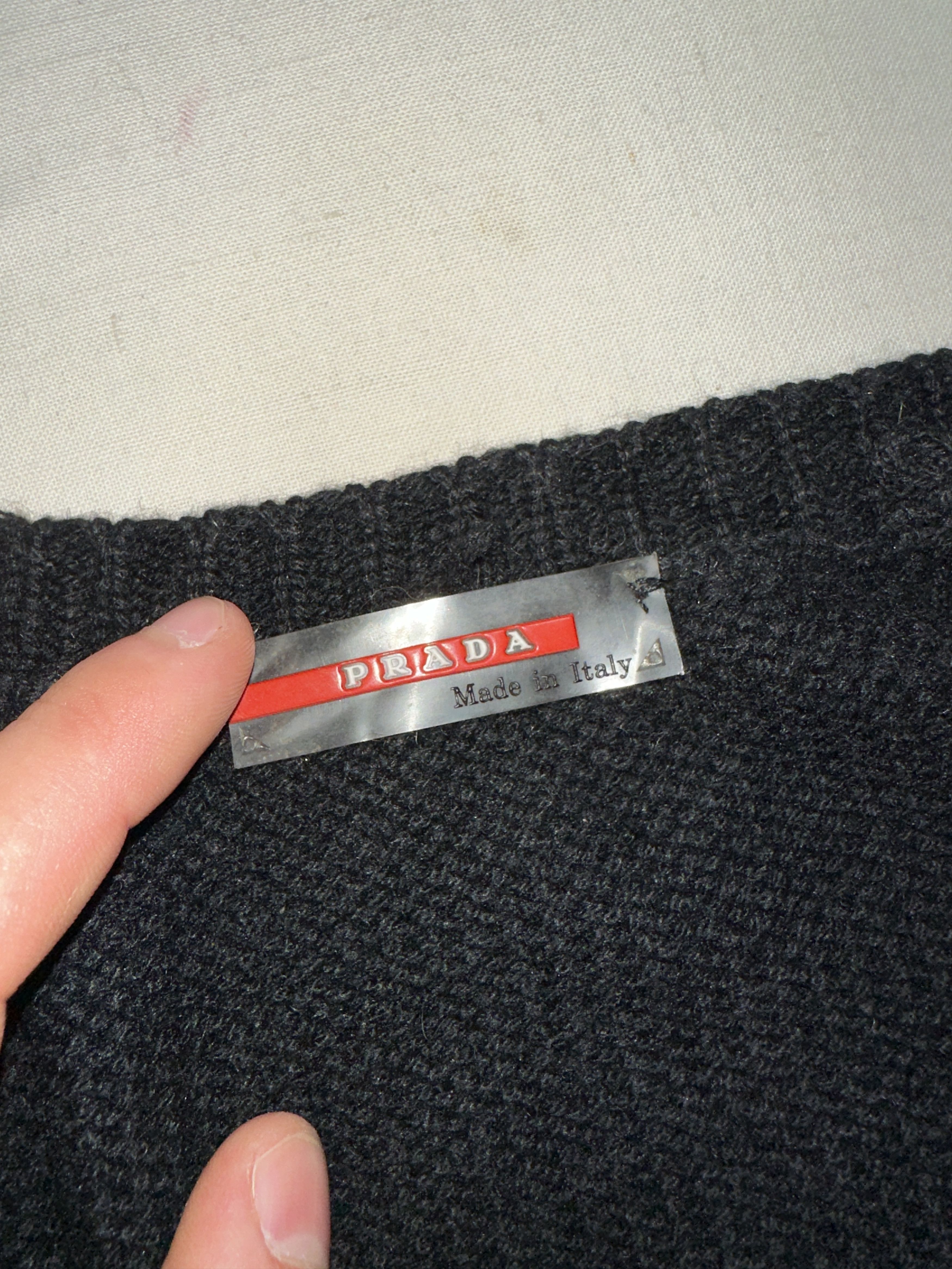 Prada Prada 100% Cashmere Full Knit Cardigan Snap Closure IT42 Size M / US 6-8 / IT 42-44 - 4 Thumbnail