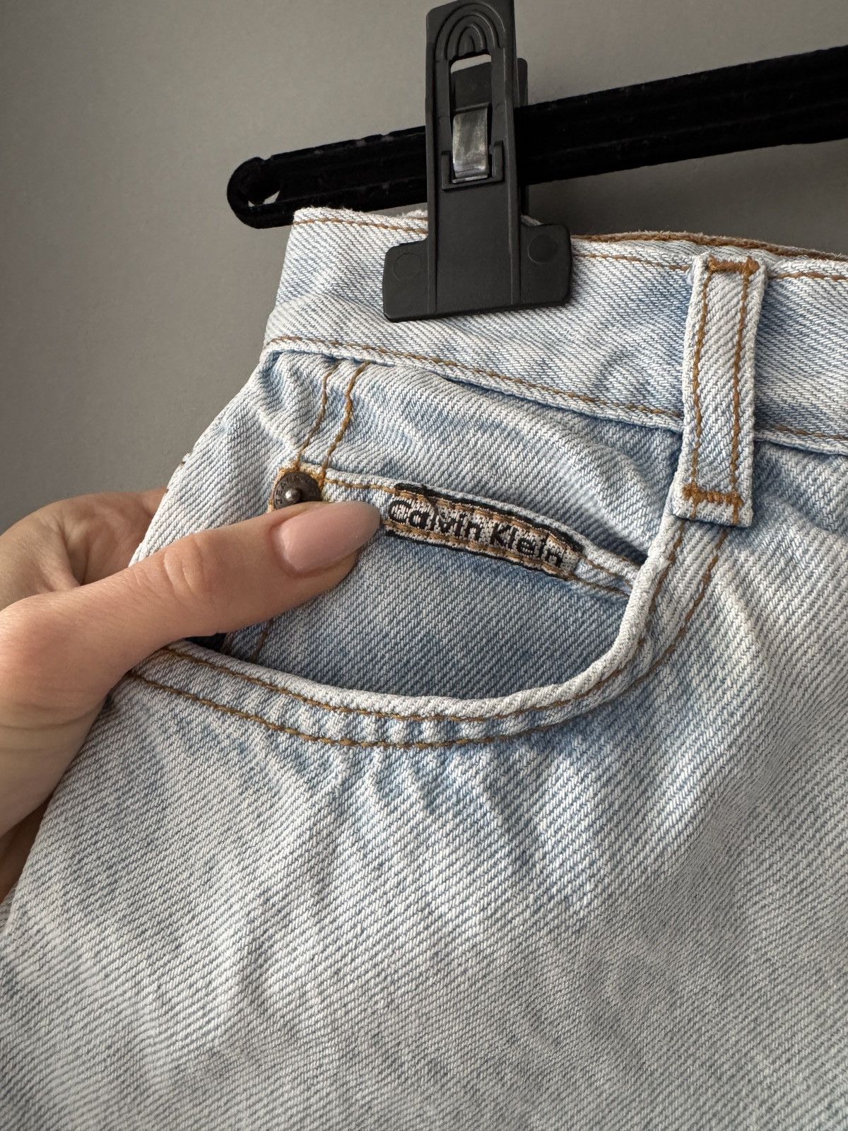 Calvin Klein × Vintage Rare Vintage Calvin Klein Denim Logo Embroidered Shorts Size 25" / US 0 / IT 36 - 4 Thumbnail