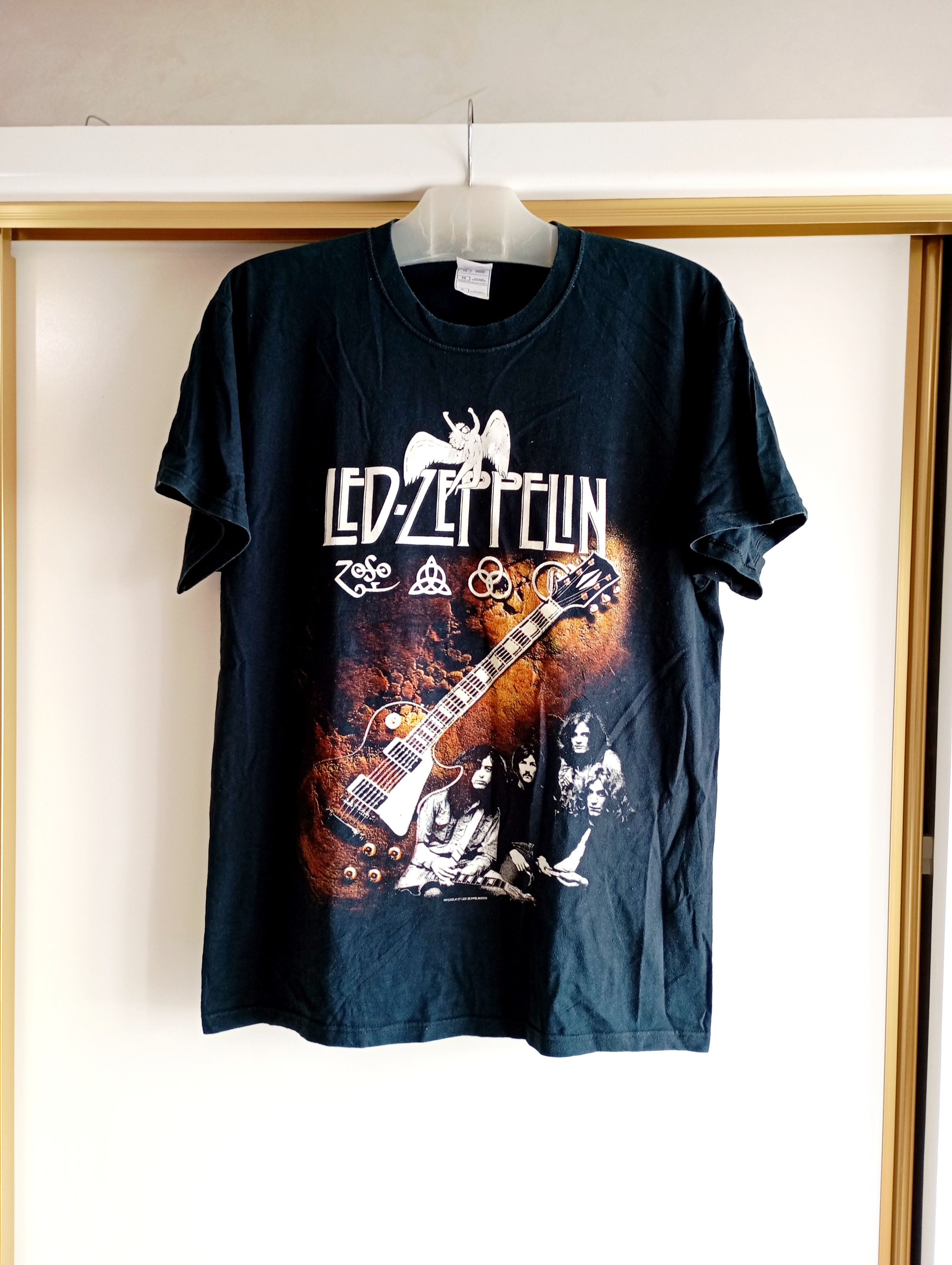 Led Zeppelin Vintage Led Zeppelin 2004 Band Punk Single Stitch Tshirt XL Size US XL / EU 56 / 4 - 2 Thumbnail